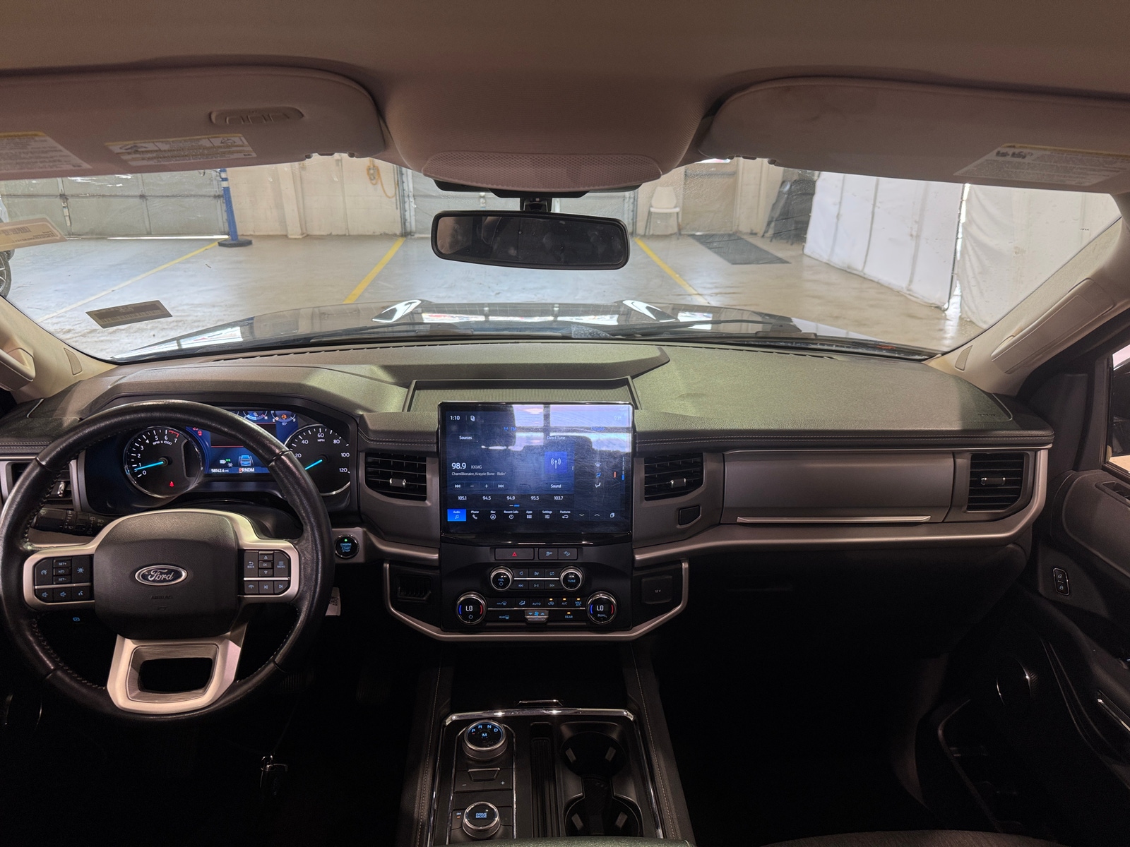 Thumbnail: 2022 Ford Expedition - 3