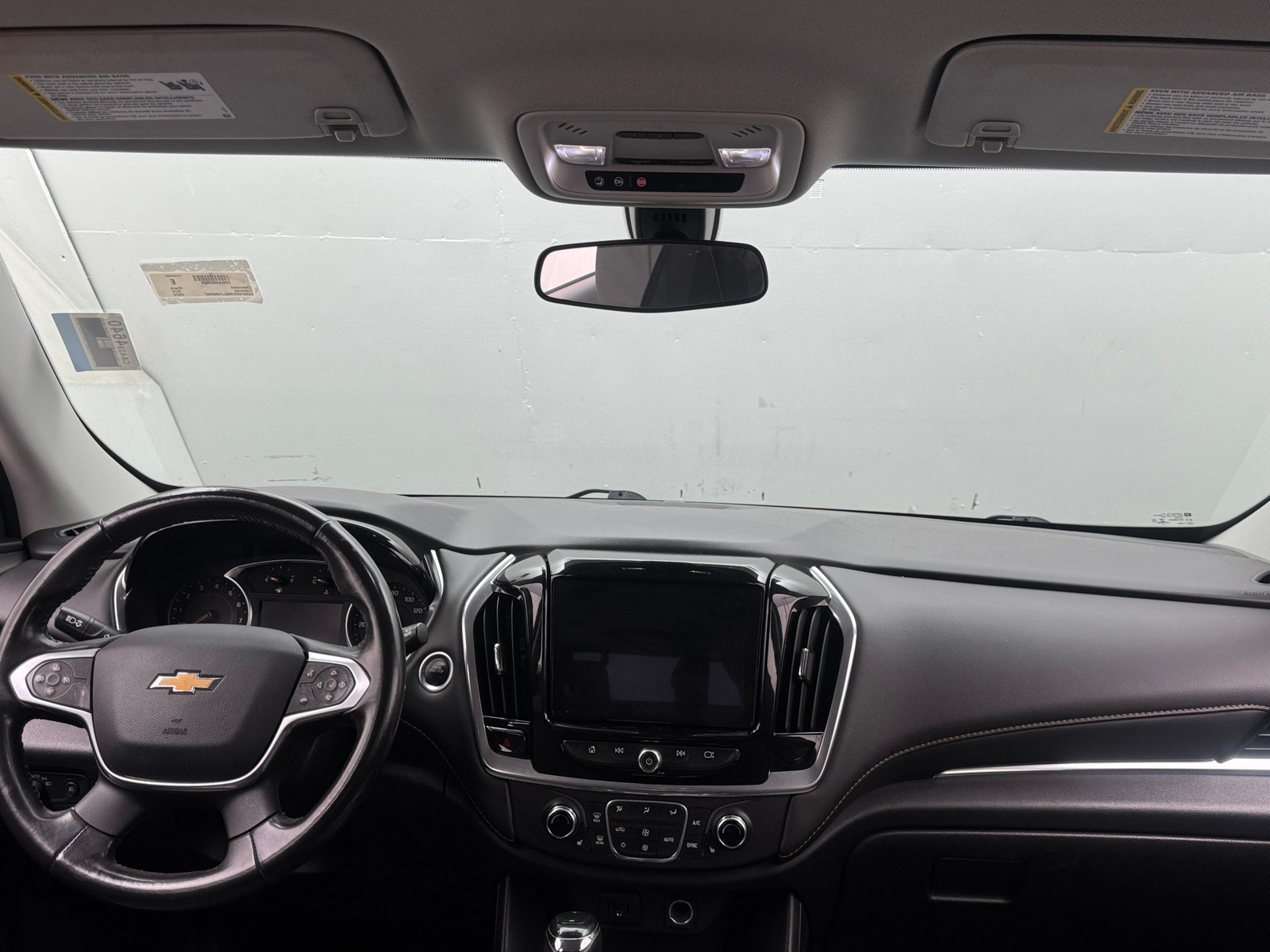 Thumbnail: 2020 Chevrolet Traverse - 3