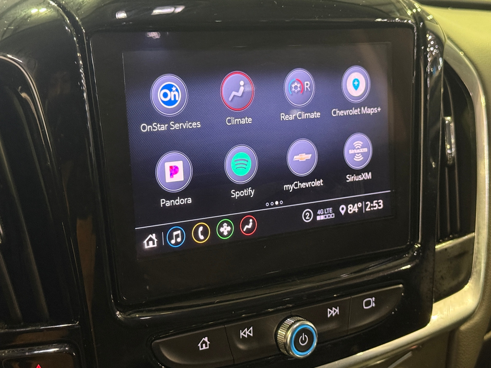 Thumbnail: 2020 Chevrolet Traverse - 4