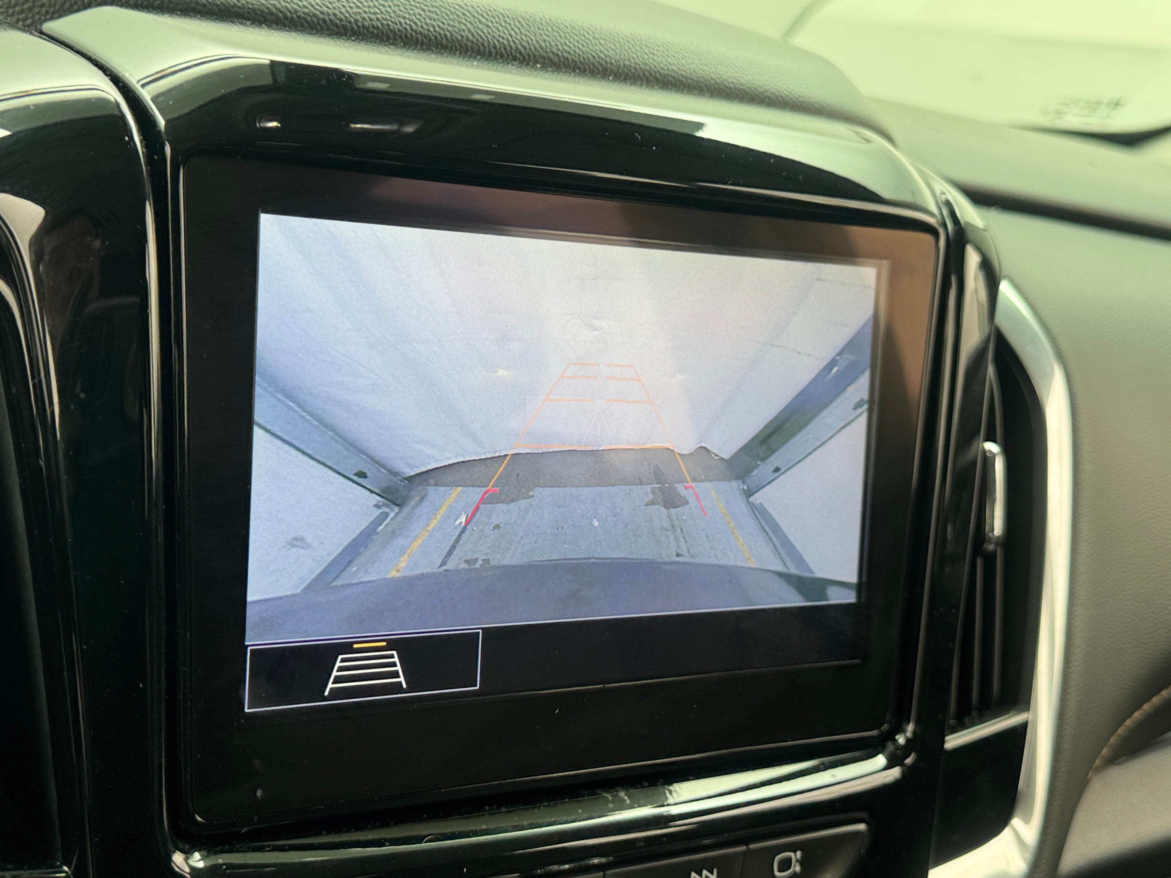 2020 Chevrolet Traverse 1LT - Photo 18