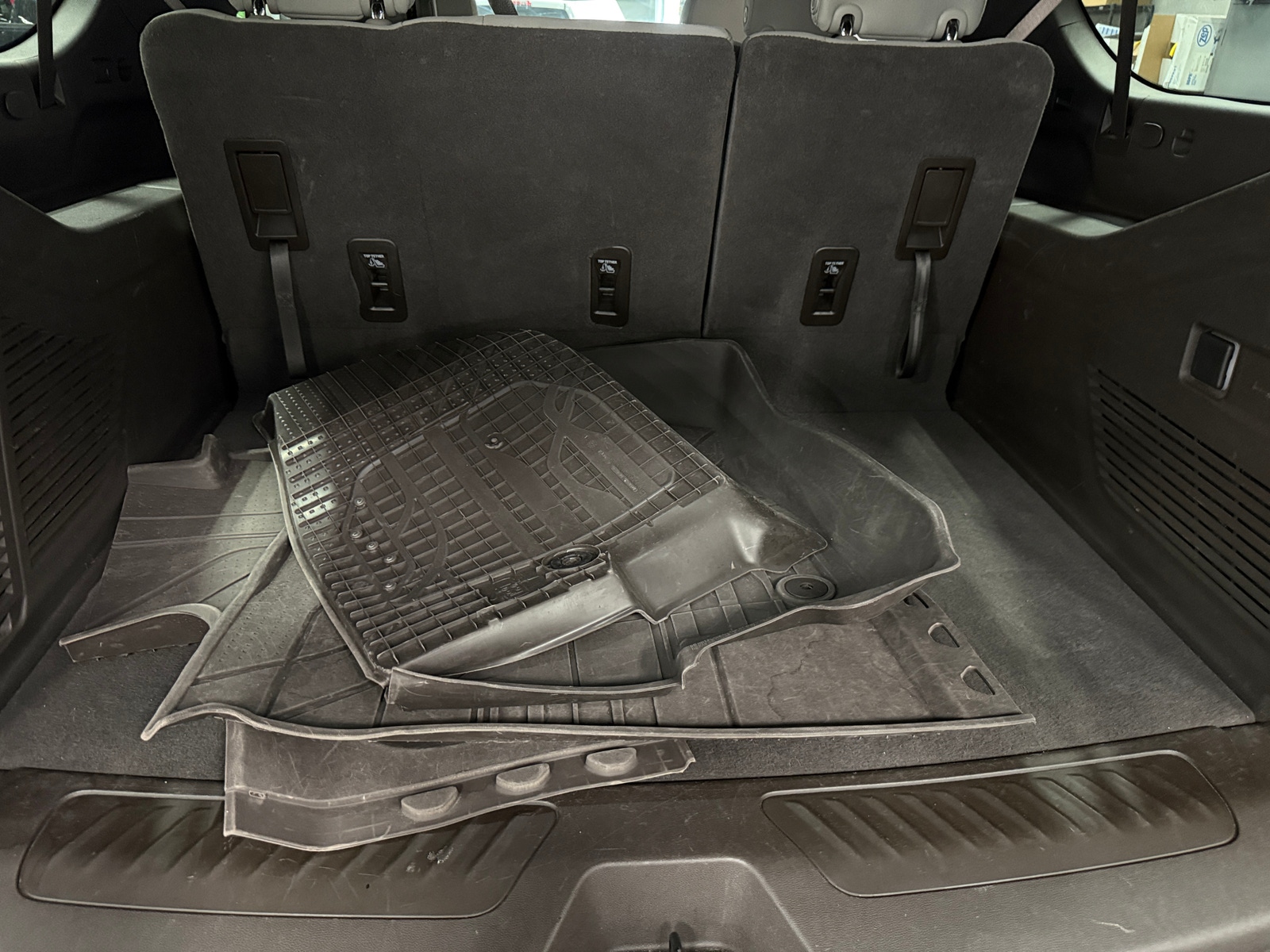 Thumbnail: 2023 Chevrolet Suburban - 7