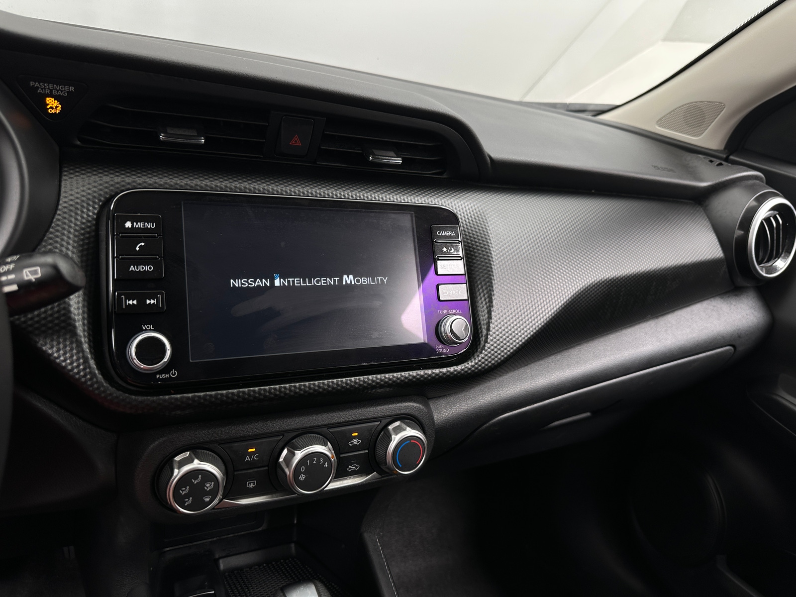 Thumbnail: 2024 Nissan Kicks - 4