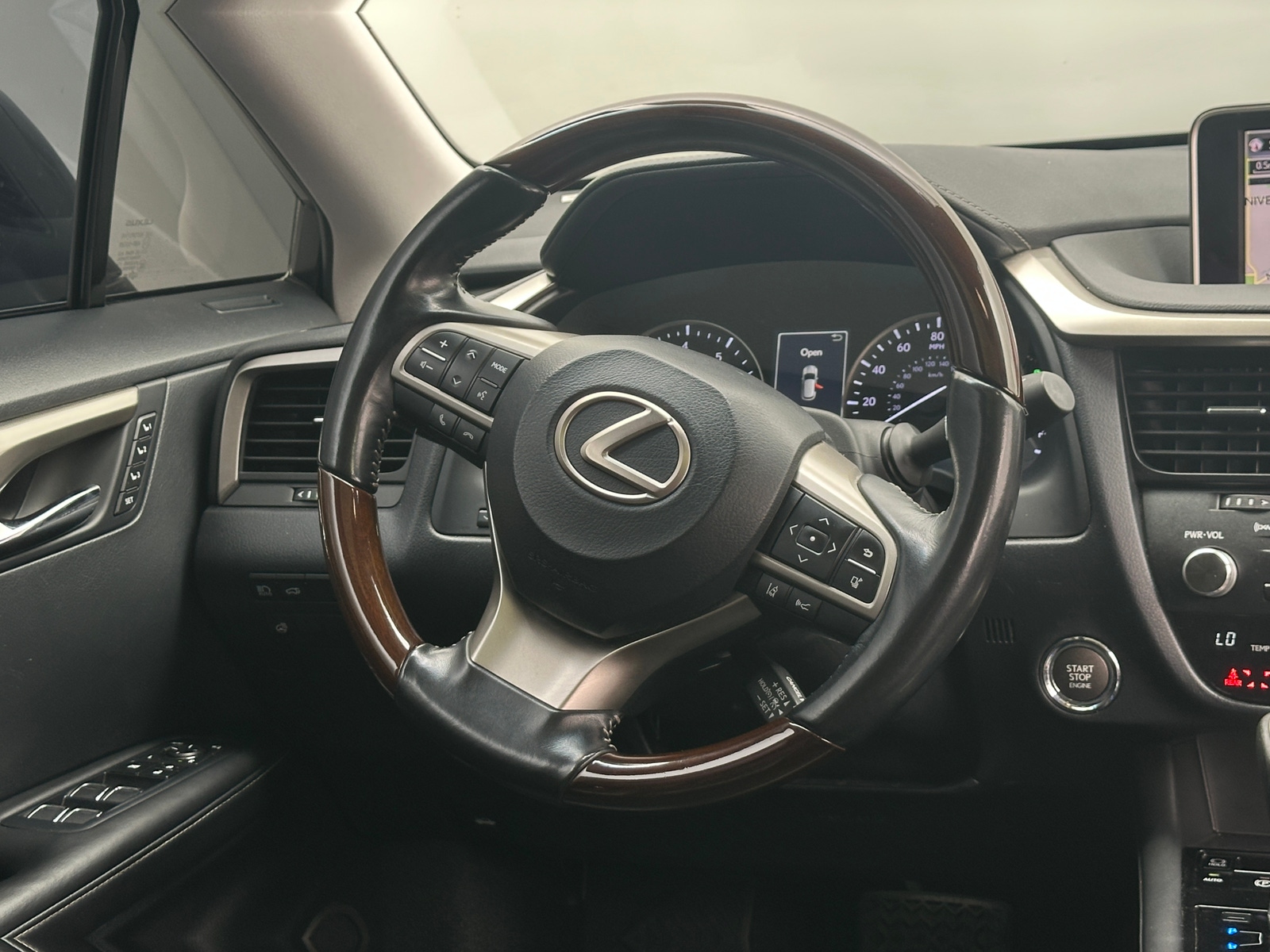 Thumbnail: 2019 Lexus RX - 4
