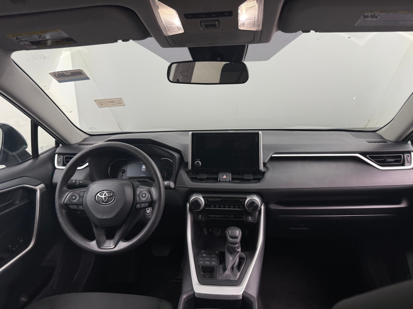Thumbnail: 2025 Toyota RAV4 - 3