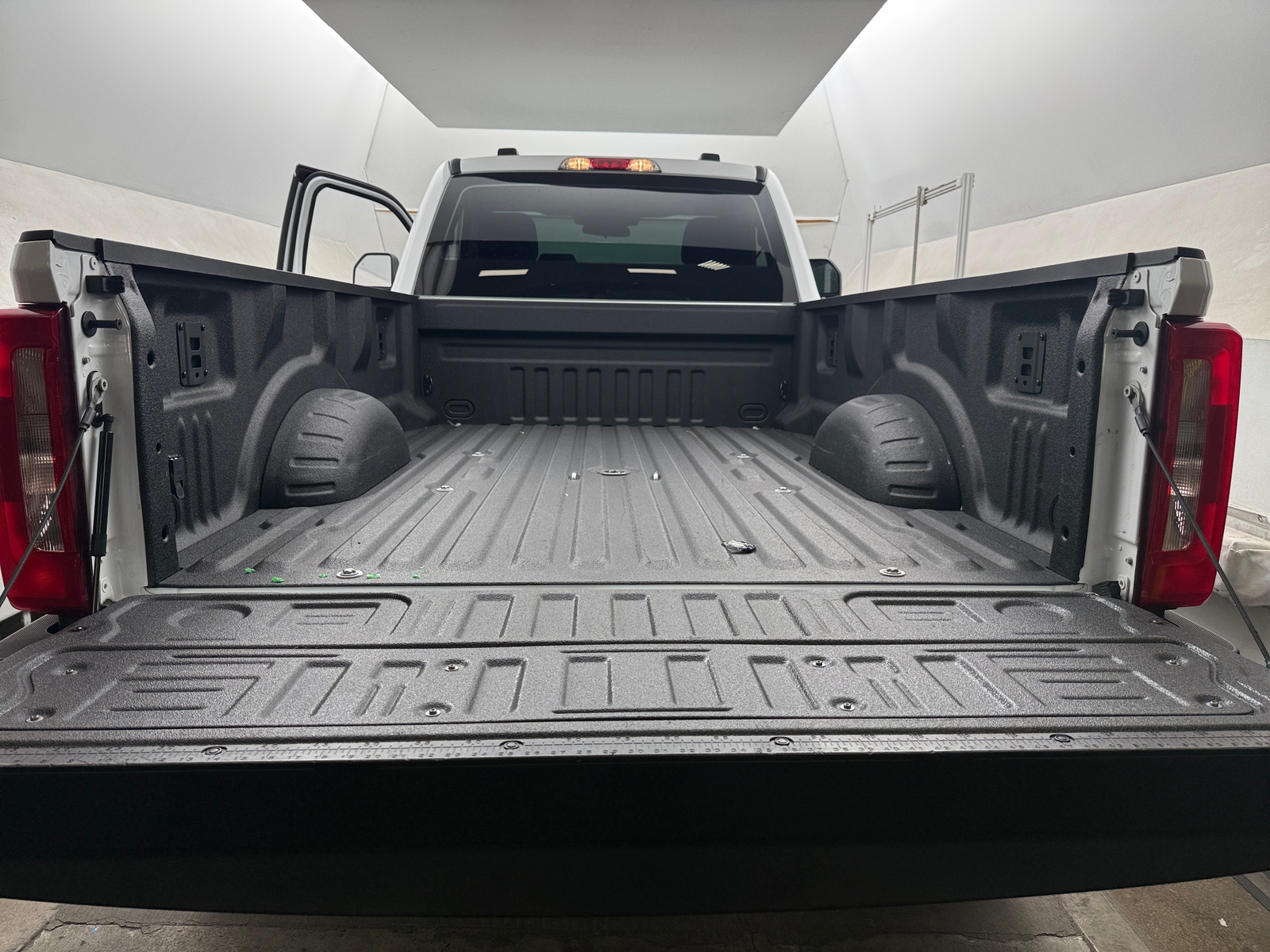 Thumbnail: 2025 Ford Econoline - 5