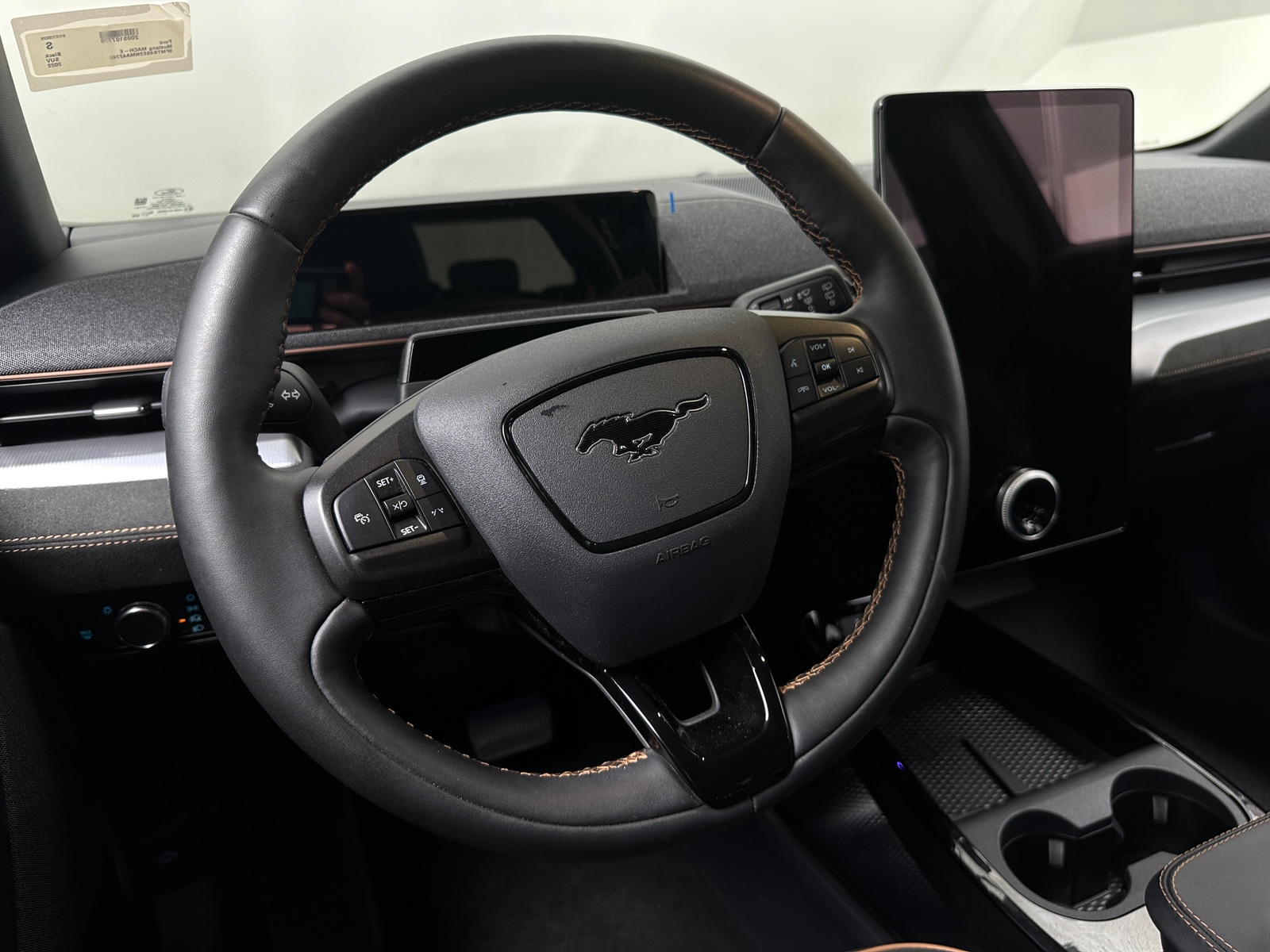 Thumbnail: 2022 Ford Mustang Mach-E - 4