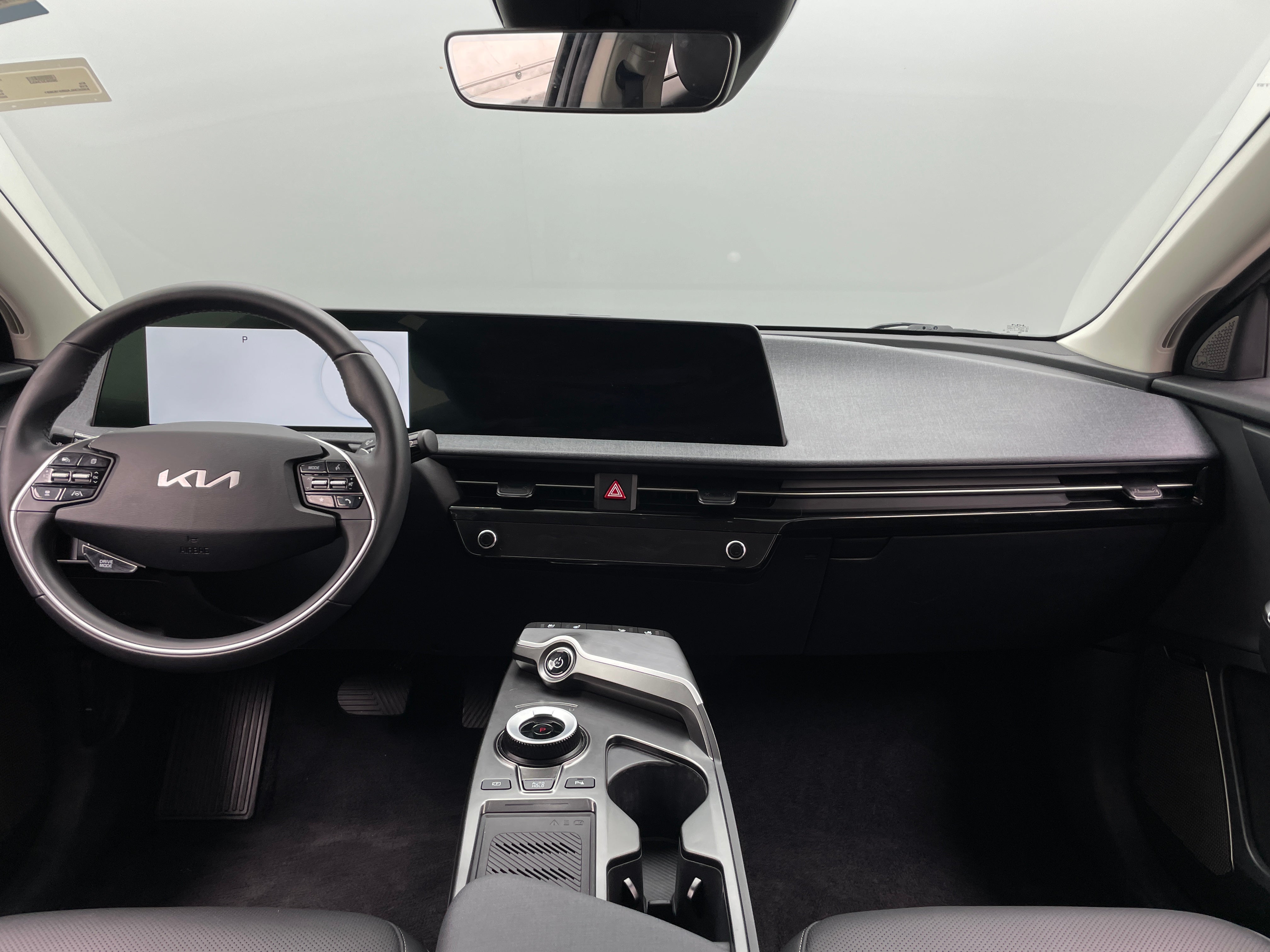 Used 2024 Kia EV6 Wind with VIN KNDC34LA0R5183691 for sale in Oak Creek, WI