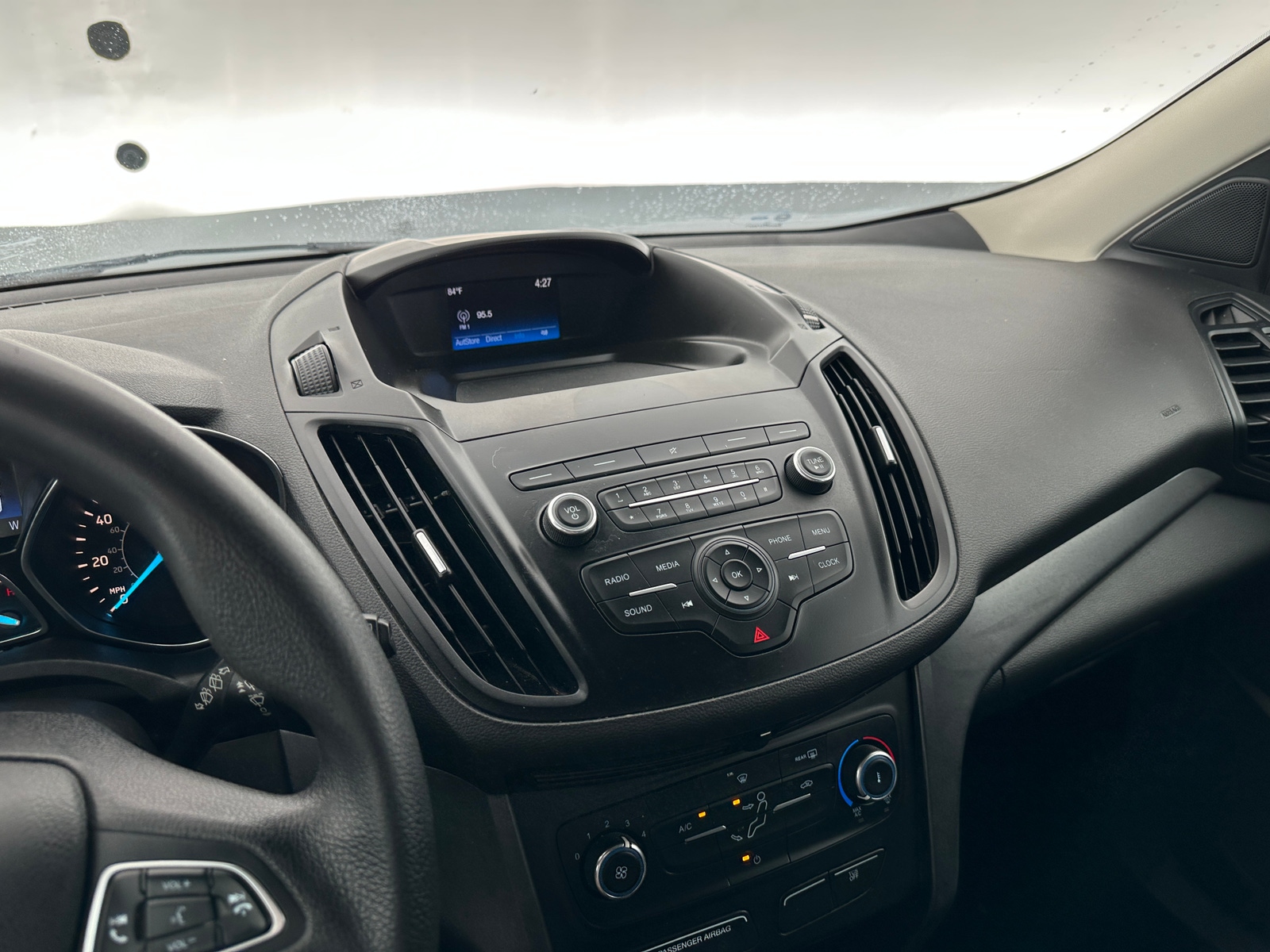 Thumbnail: 2019 Ford Escape - 4