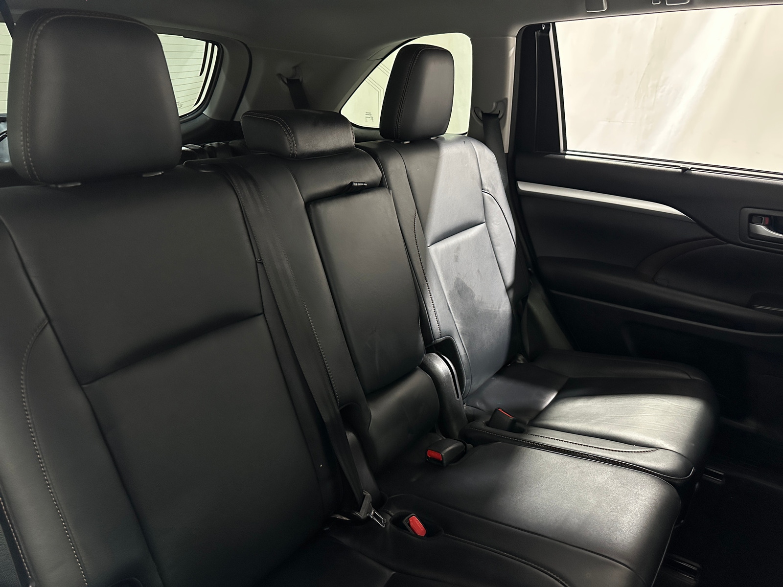 Thumbnail: 2017 Toyota Highlander - 5
