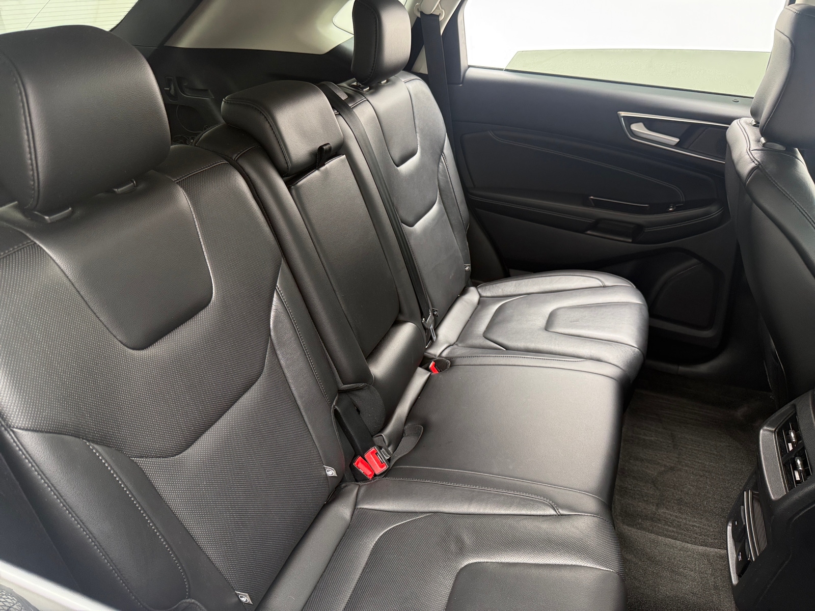 Thumbnail: 2020 Ford Edge - 5