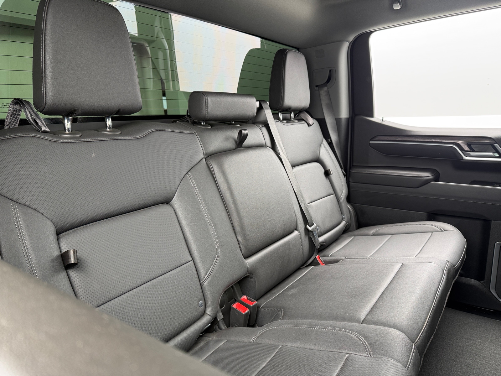 Thumbnail: 2026 Chevrolet Silverado 1500 - 5