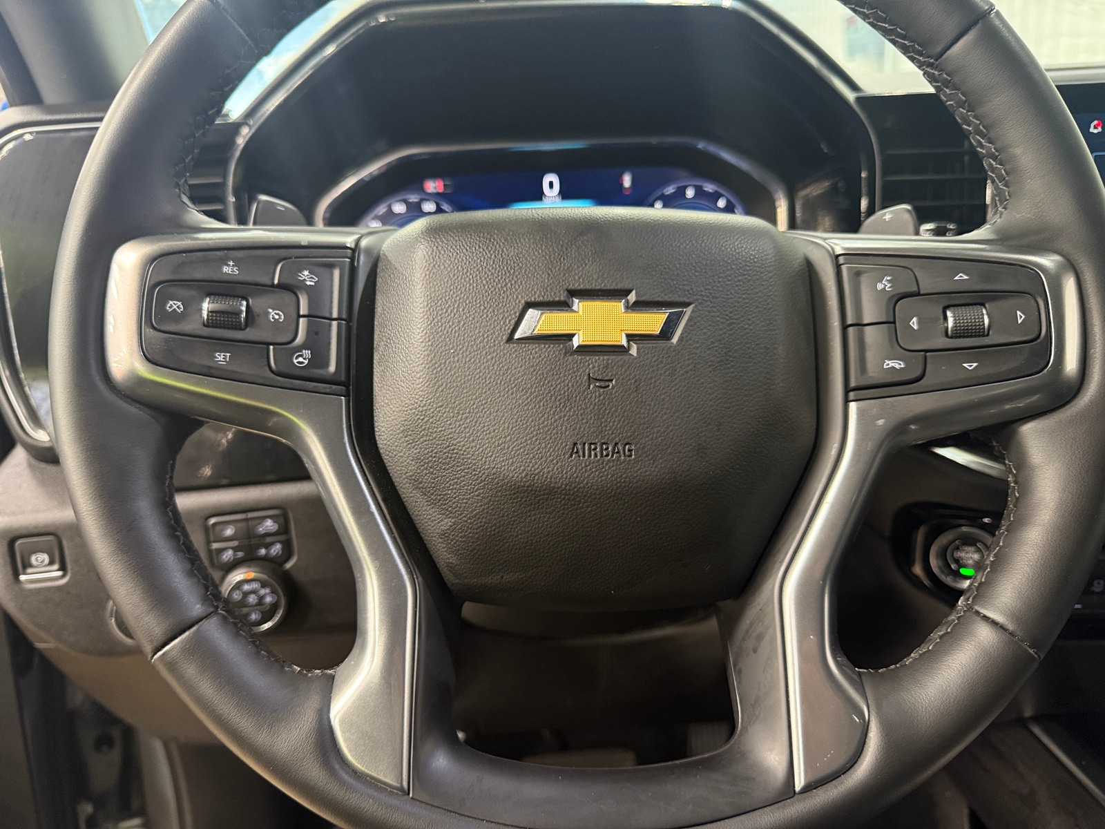 Thumbnail: 2026 Chevrolet Silverado 1500 - 4
