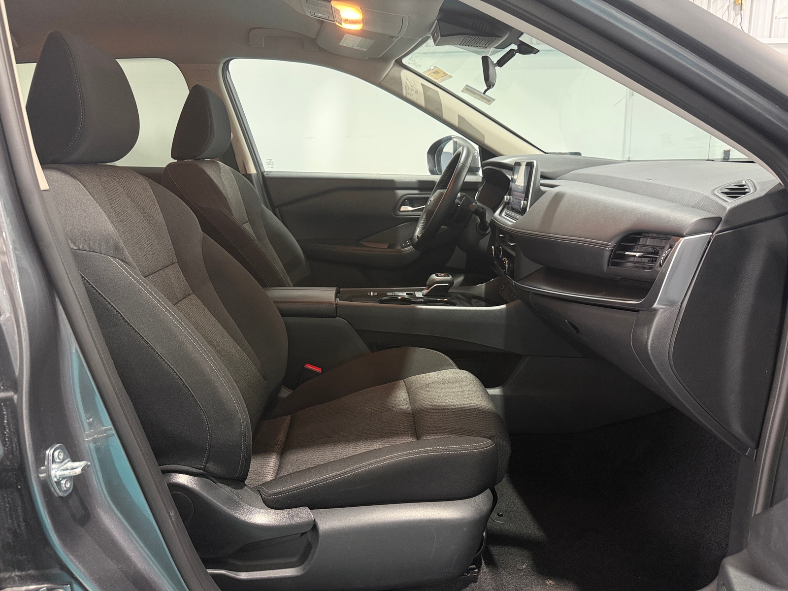Thumbnail: 2025 Nissan Rogue - 2
