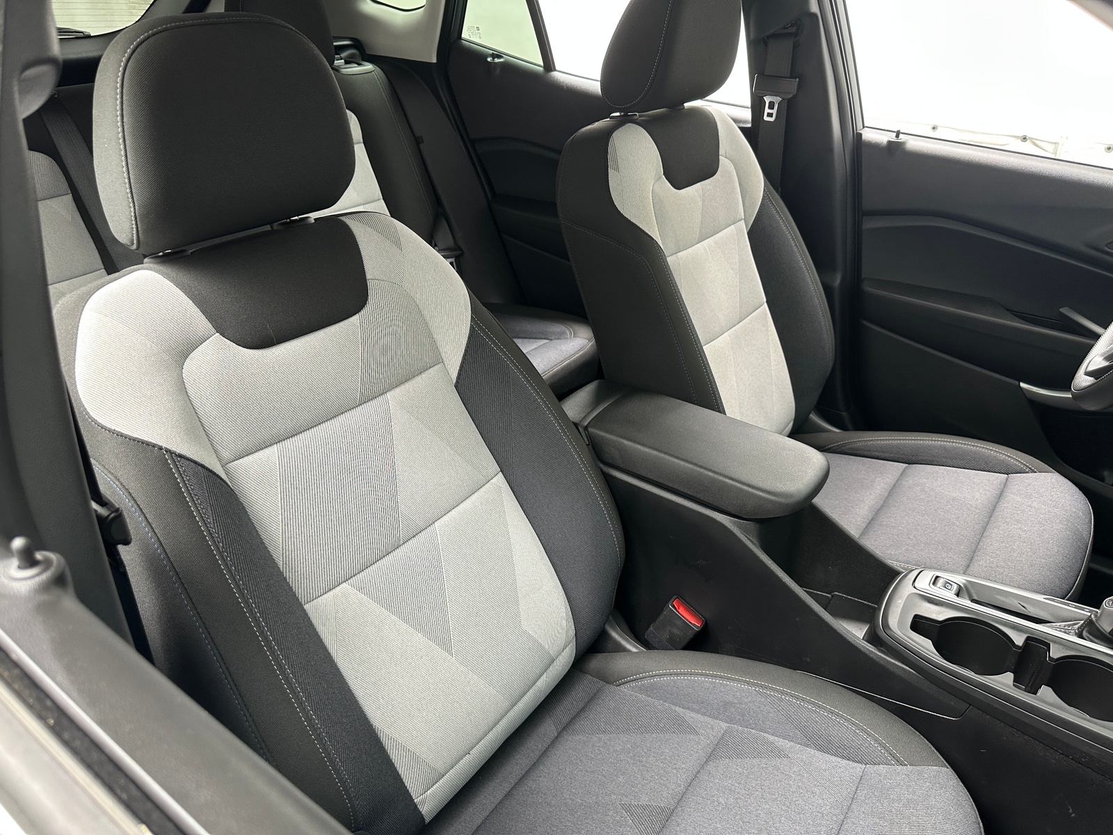 Thumbnail: 2024 Chevrolet Trax - 2