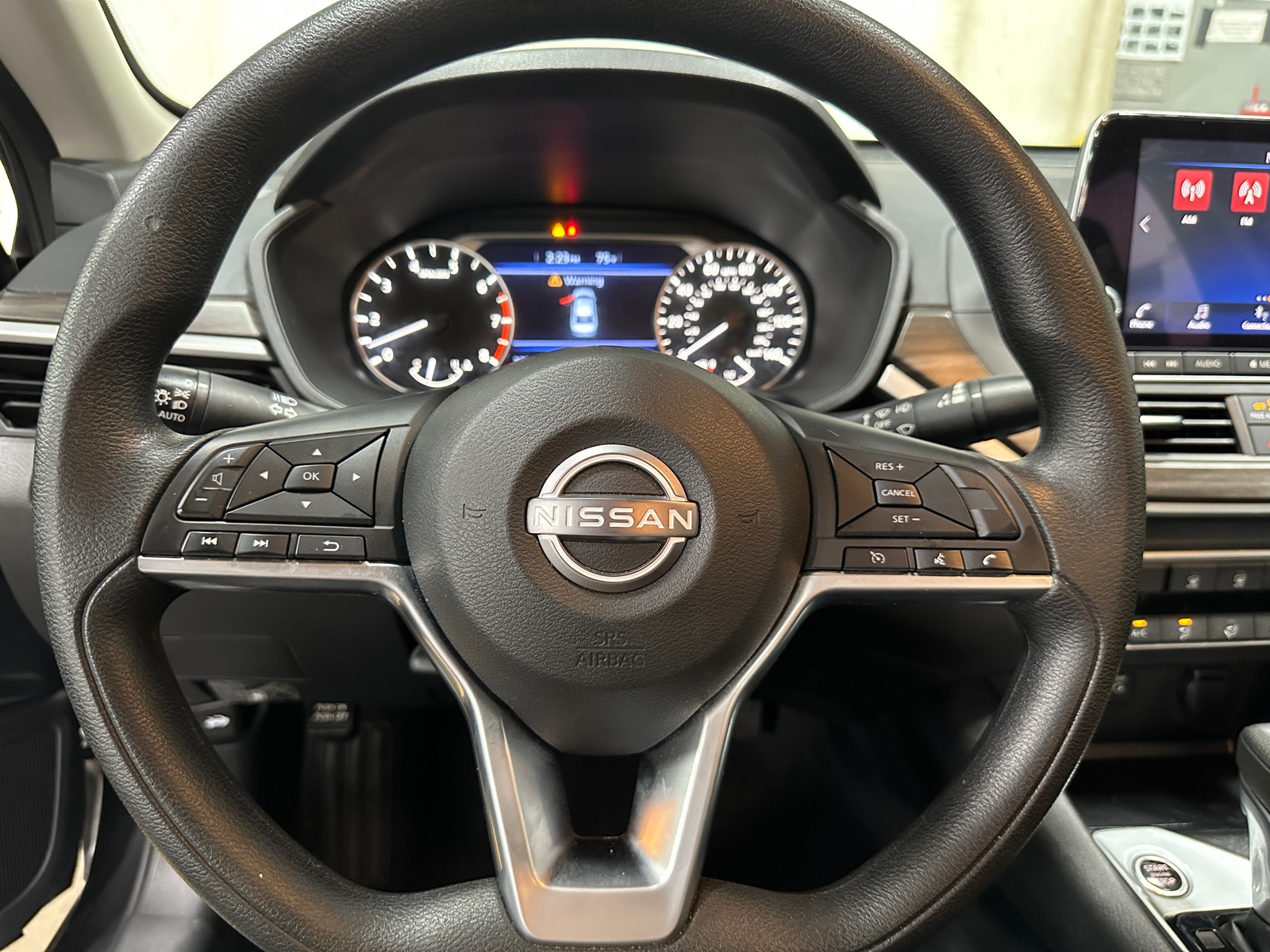 Thumbnail: 2025 Nissan Altima - 5