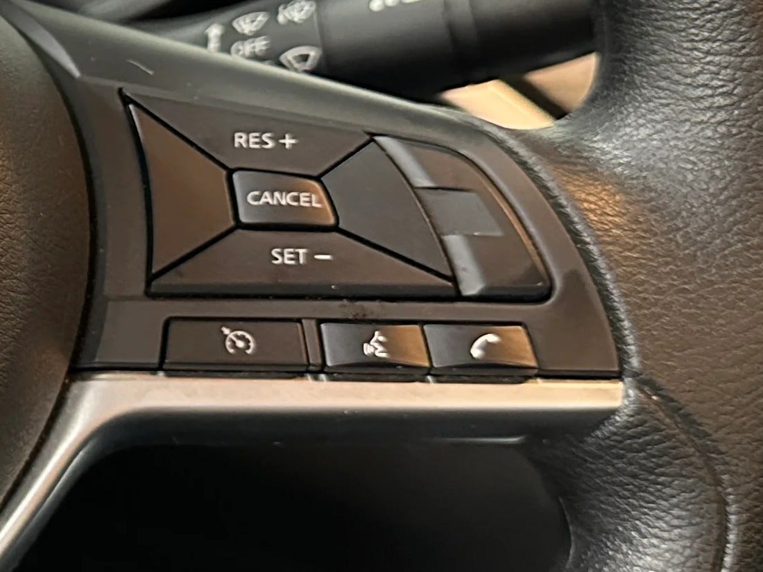 2025 Nissan Altima SV - Photo 15