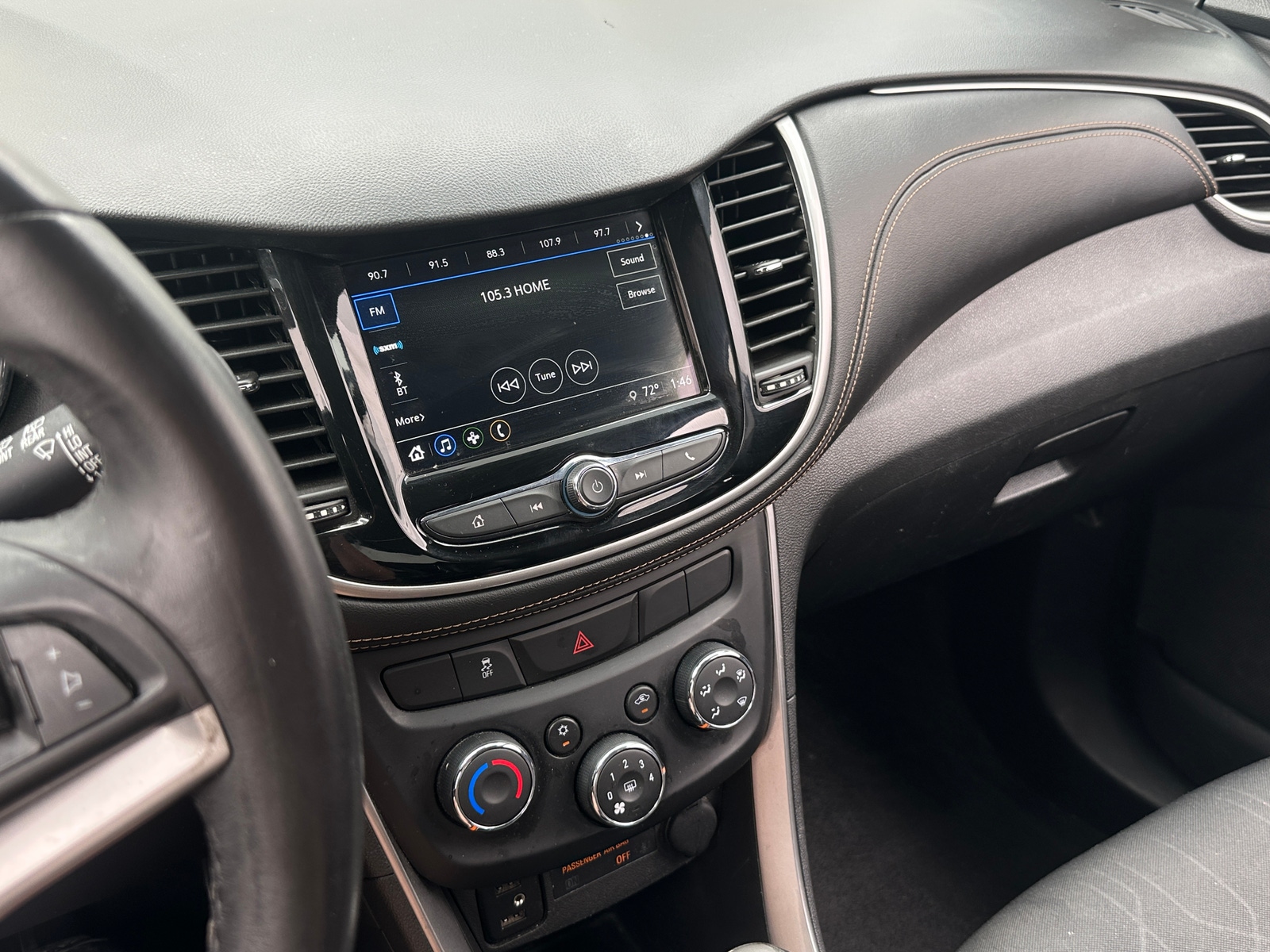 Thumbnail: 2018 Chevrolet Trax - 3