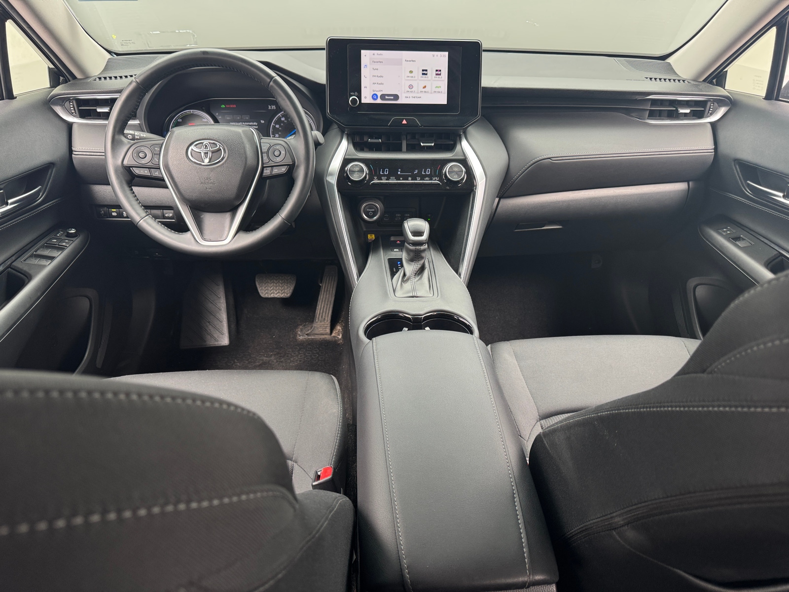 Thumbnail: 2023 Toyota Venza - 3