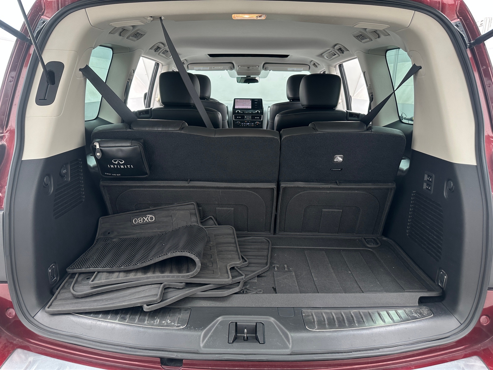 Thumbnail: 2022 INFINITI QX80 - 6
