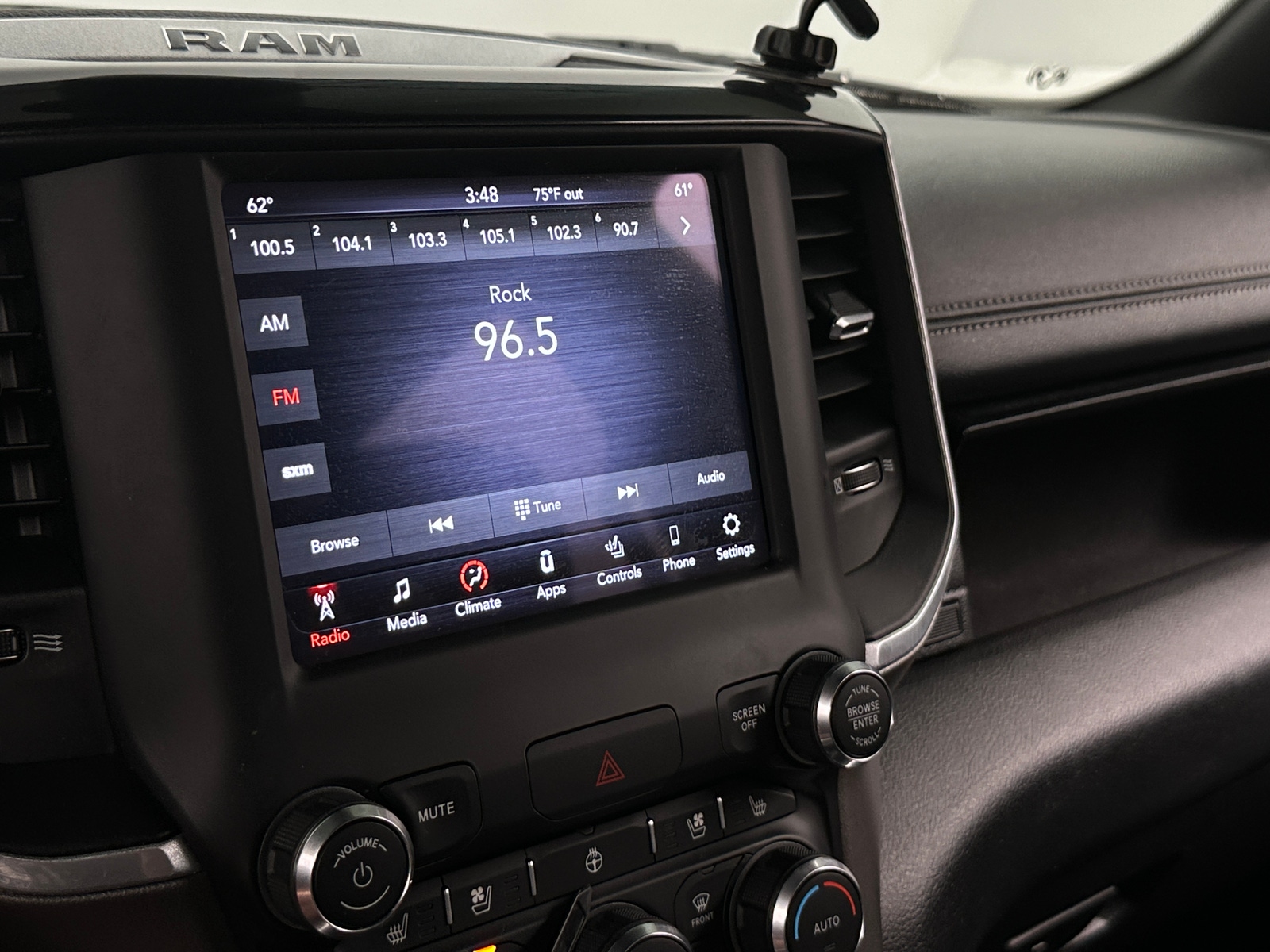 Thumbnail: 2020 RAM 1500 - 3