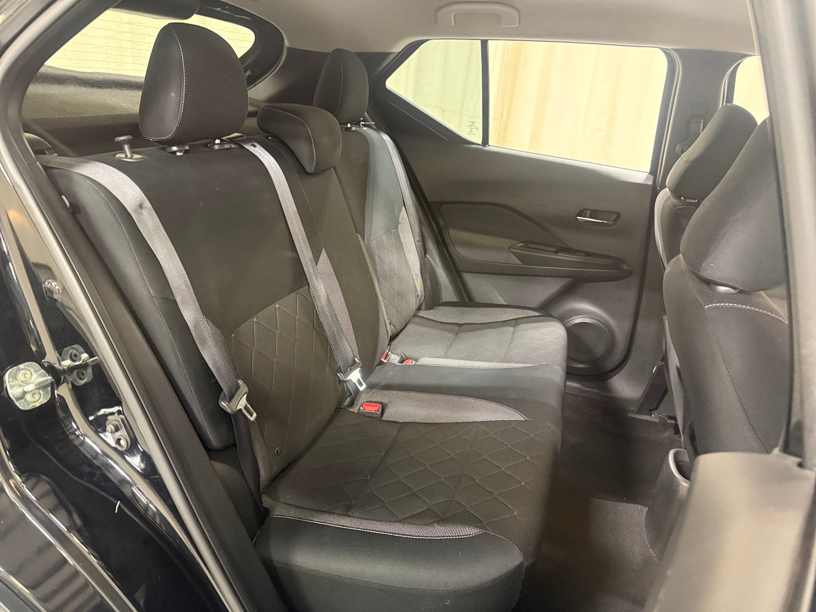 Thumbnail: 2018 Nissan Kicks - 6