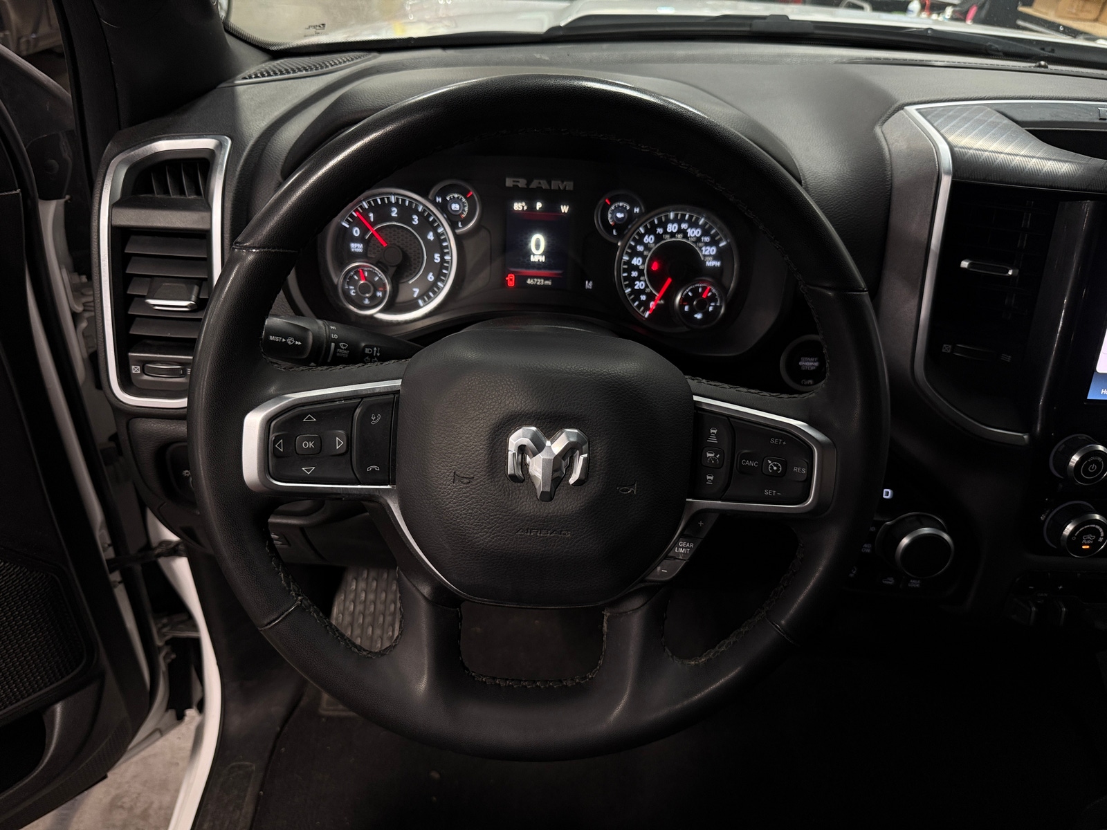 Thumbnail: 2025 RAM 1500 - 5