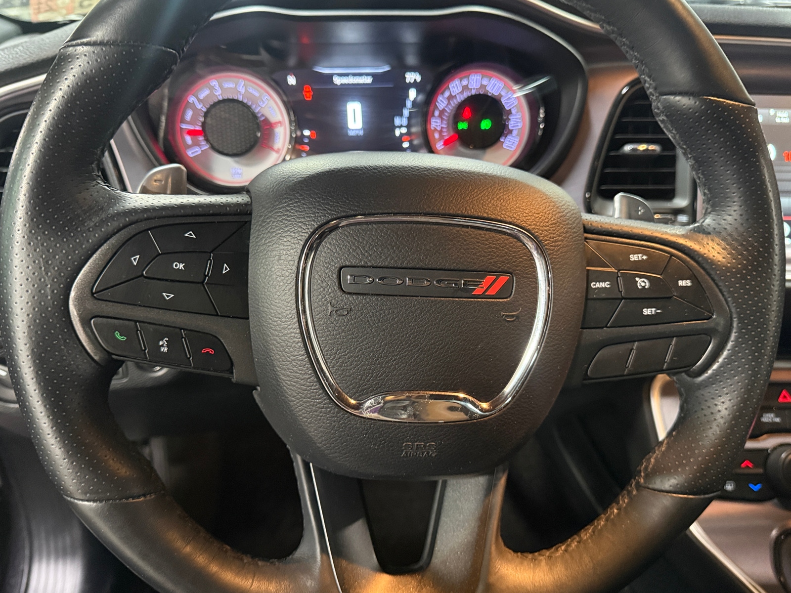 Thumbnail: 2019 Dodge Challenger - 3