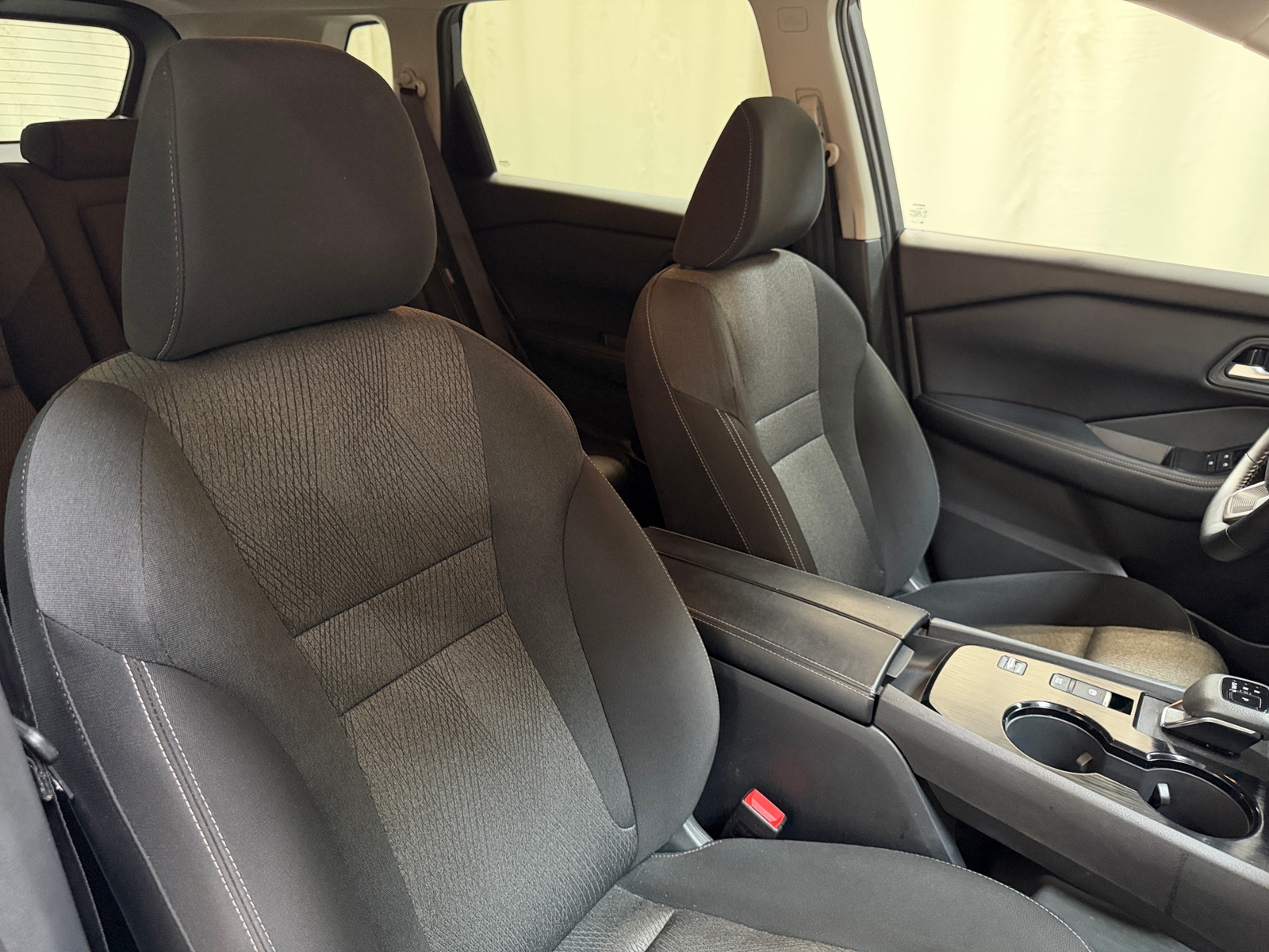 Thumbnail: 2025 Nissan Rogue - 2