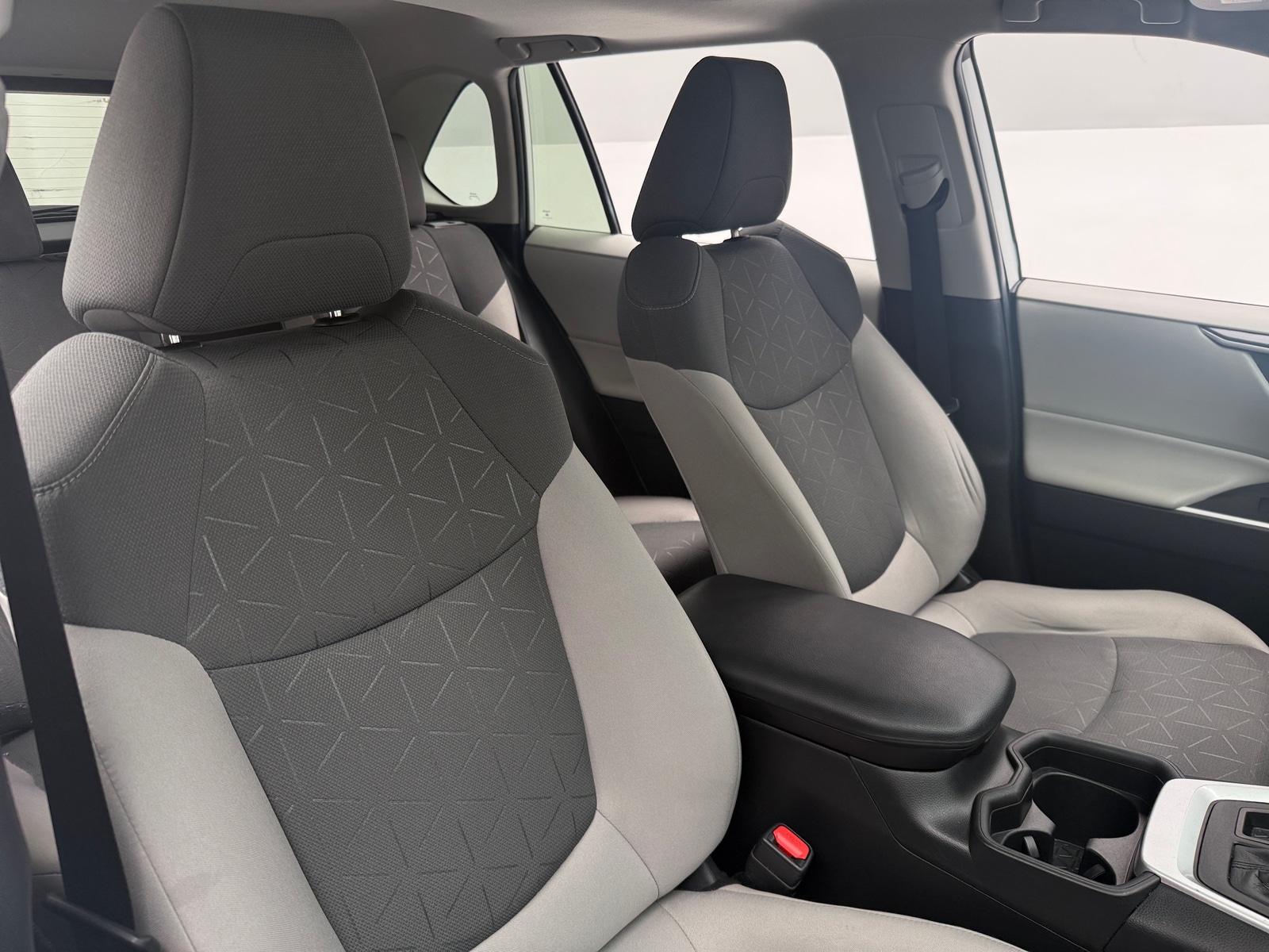 Thumbnail: 2021 Toyota RAV4 - 2
