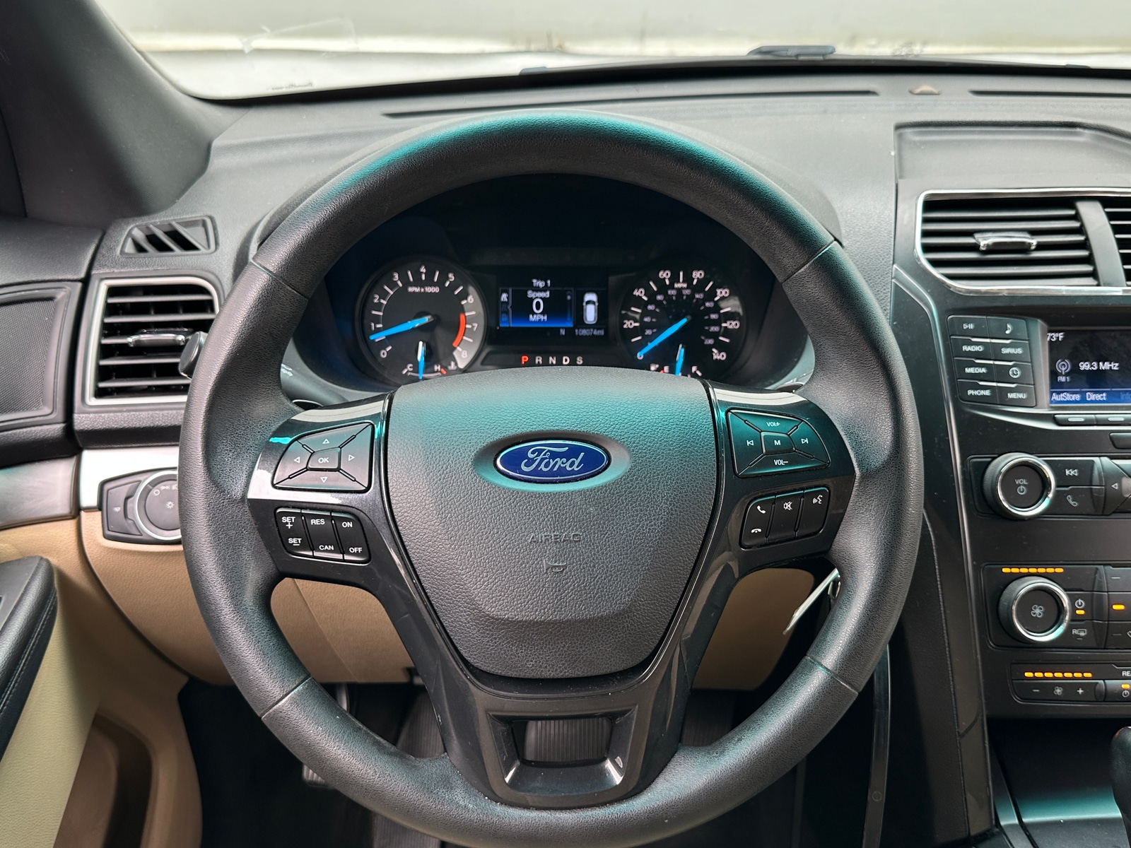 Thumbnail: 2017 Ford Explorer - 5