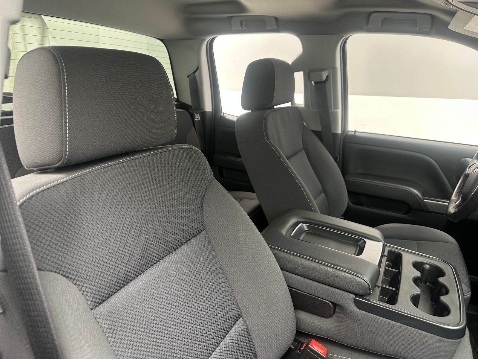 Thumbnail: 2018 Chevrolet Silverado 1500 - 2