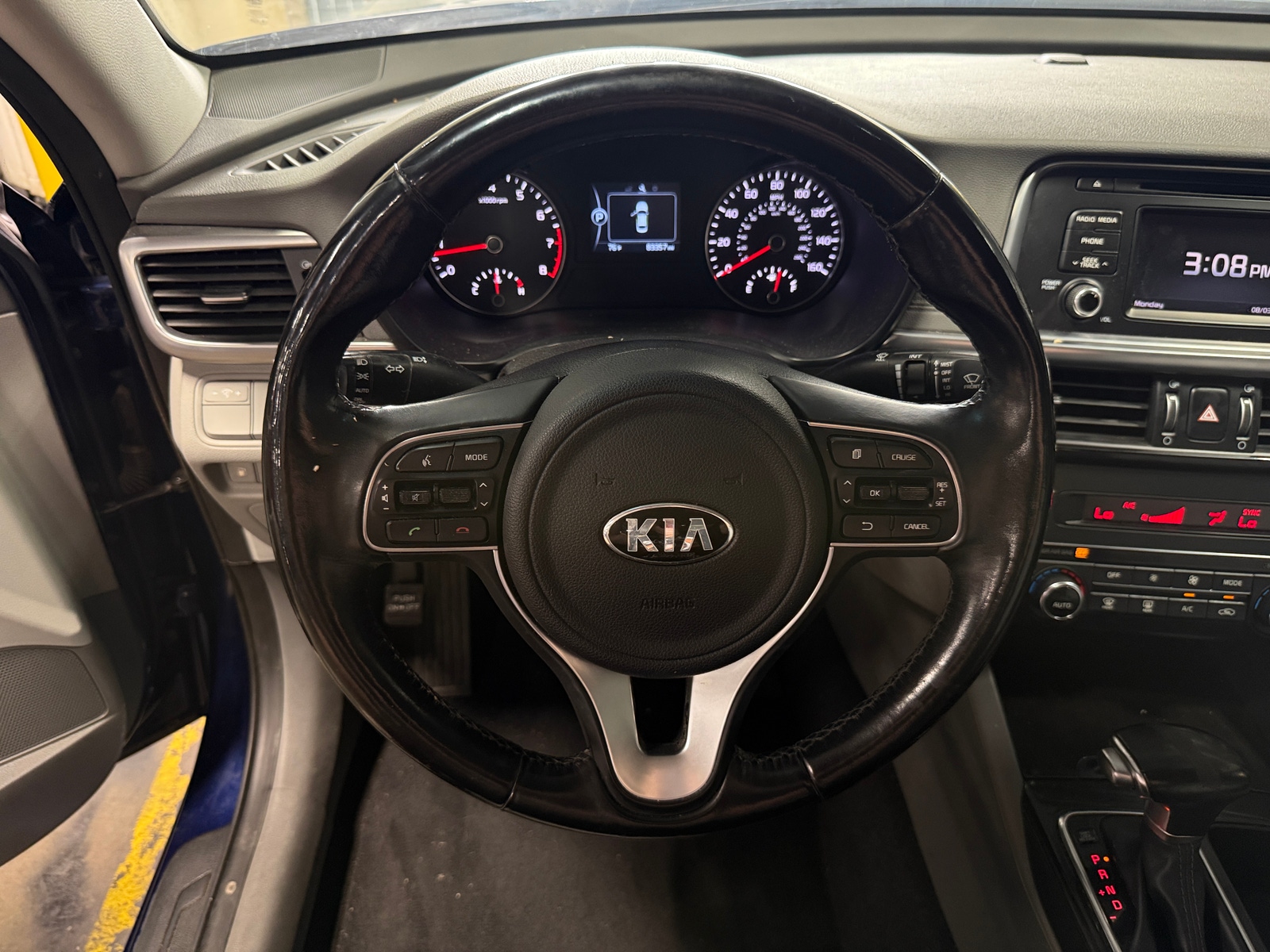 Thumbnail: 2016 Kia Optima - 4