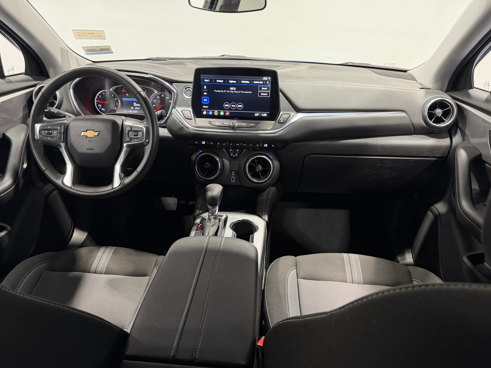 Thumbnail: 2025 Chevrolet Blazer - 3