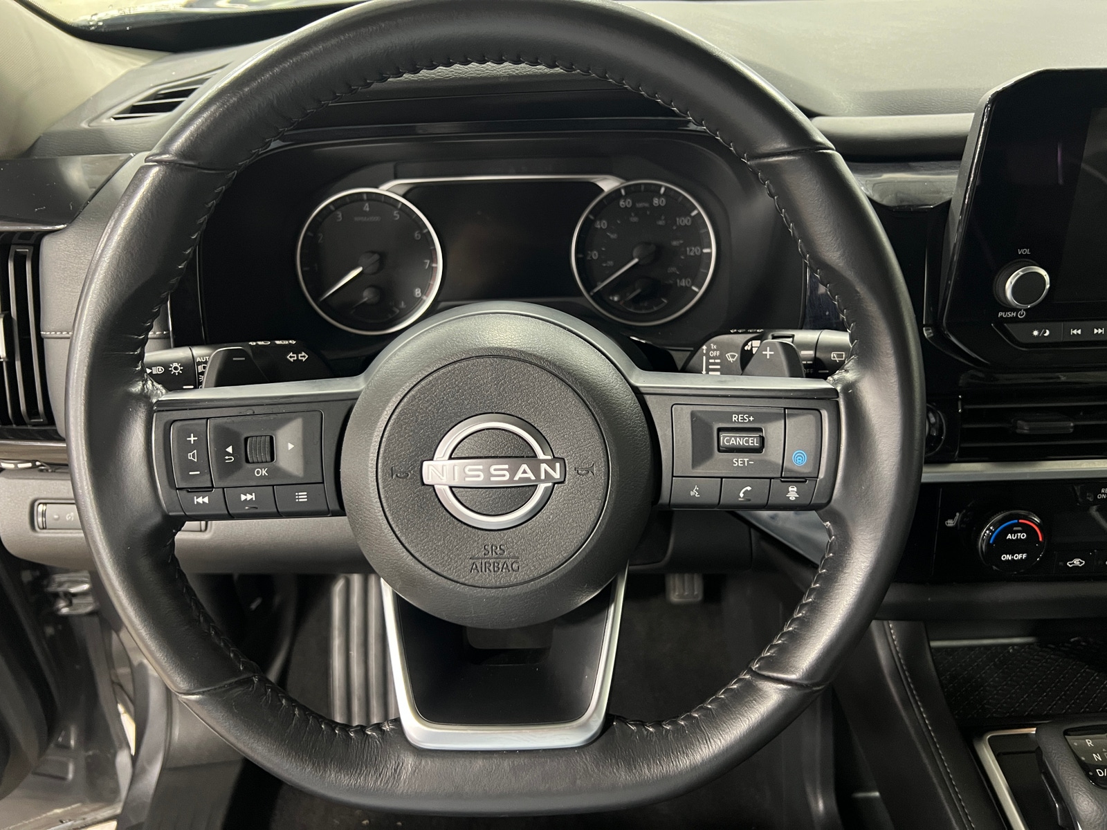 Thumbnail: 2024 Nissan Pathfinder - 5