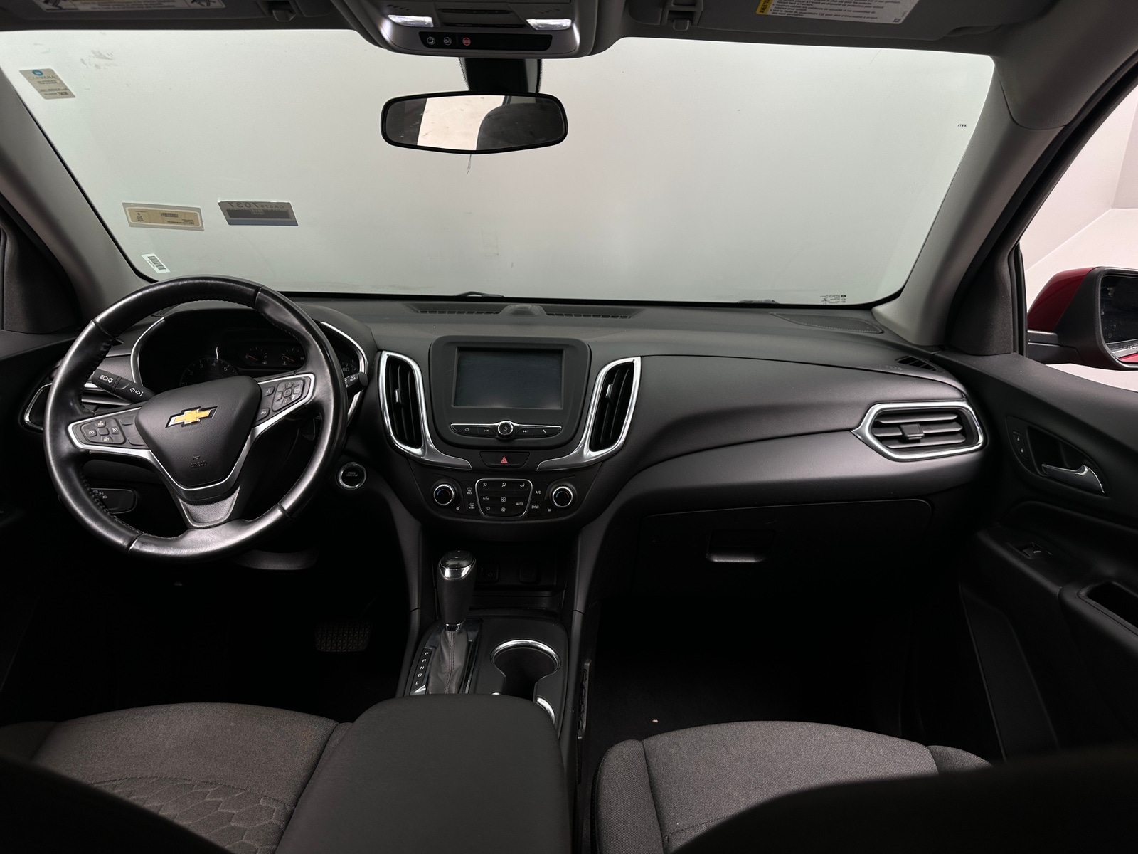 Thumbnail: 2018 Chevrolet Equinox - 3