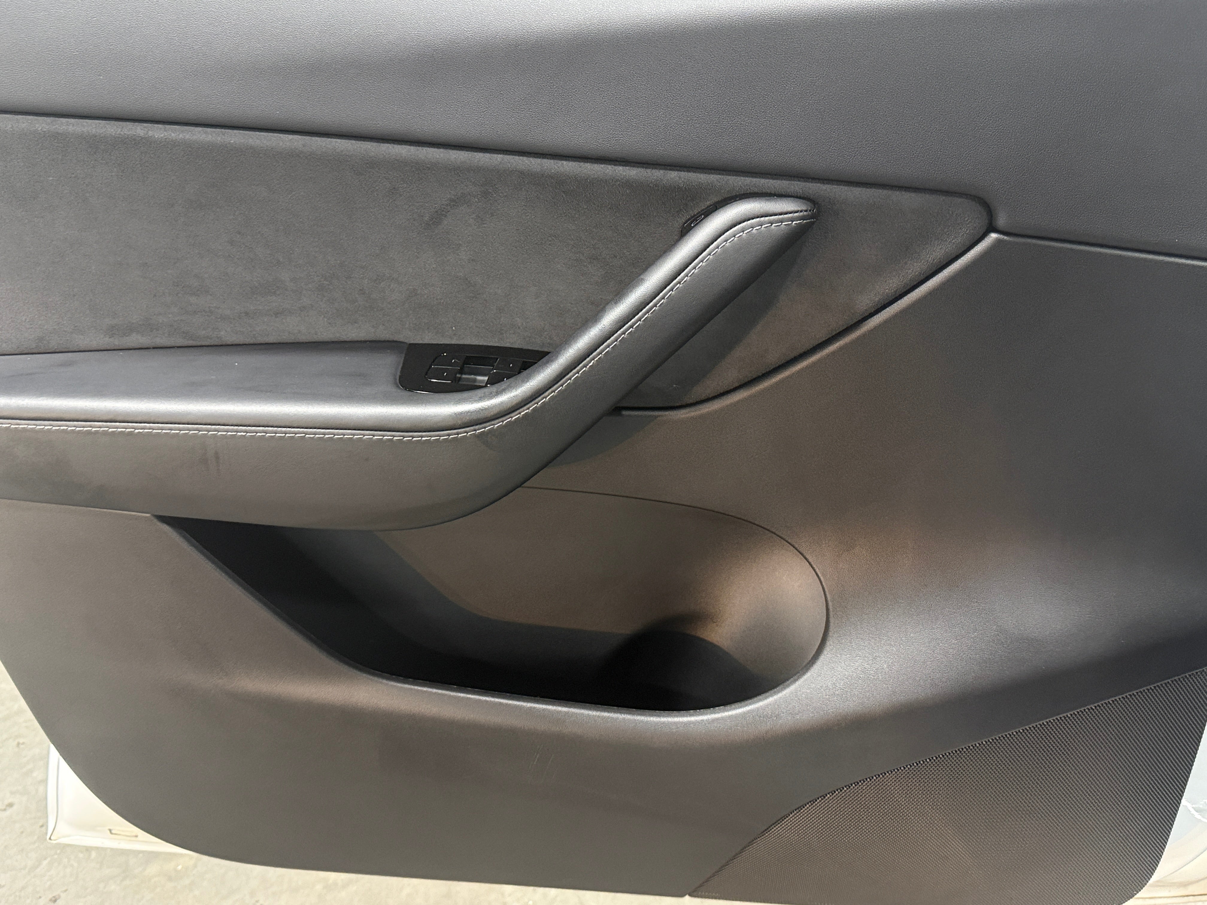 Used 2021 Tesla Model Y Long Range with VIN 5YJYGDEE9MF114371 for sale in Auburn, WA
