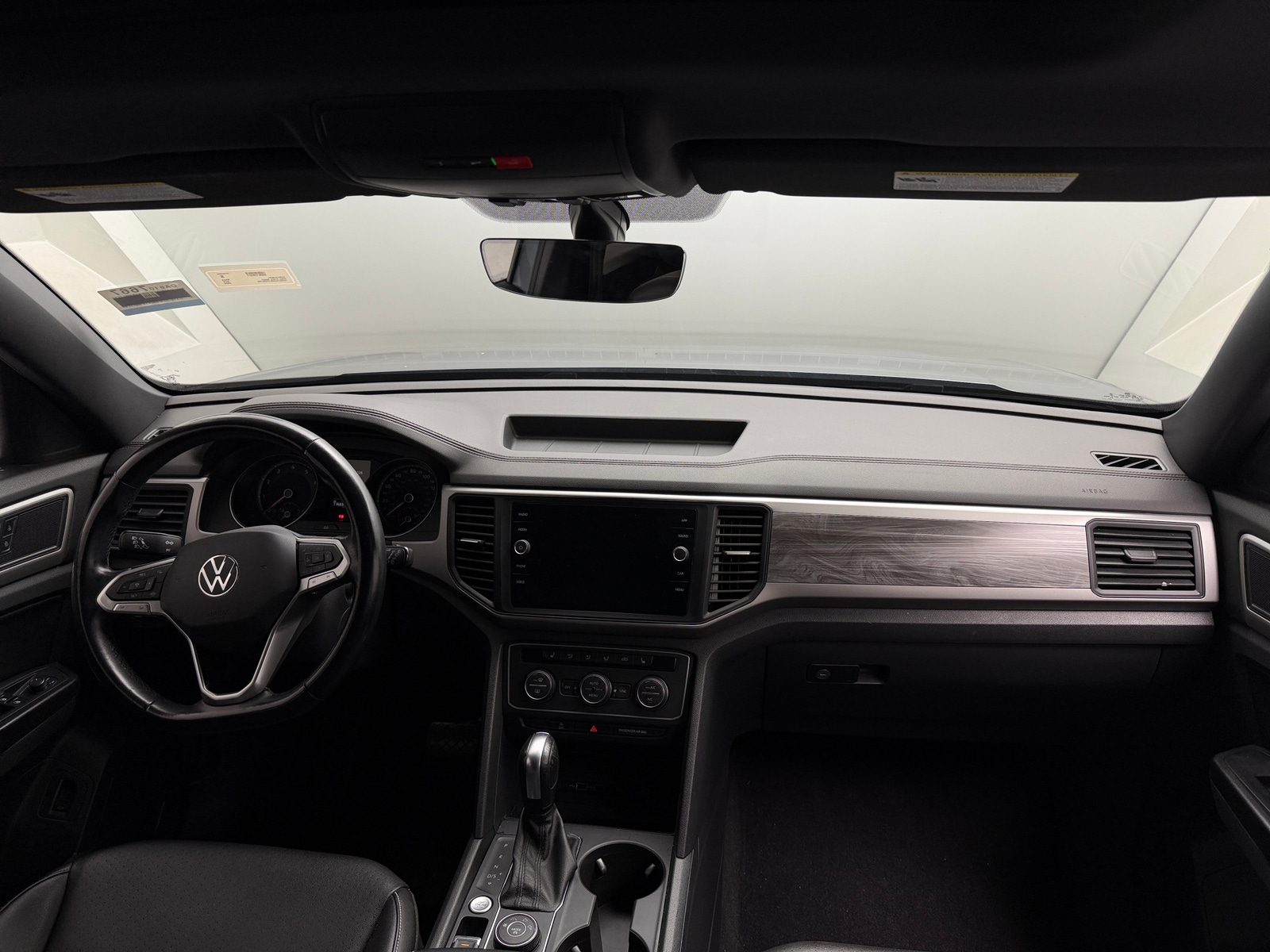Thumbnail: 2020 Volkswagen Atlas - 3