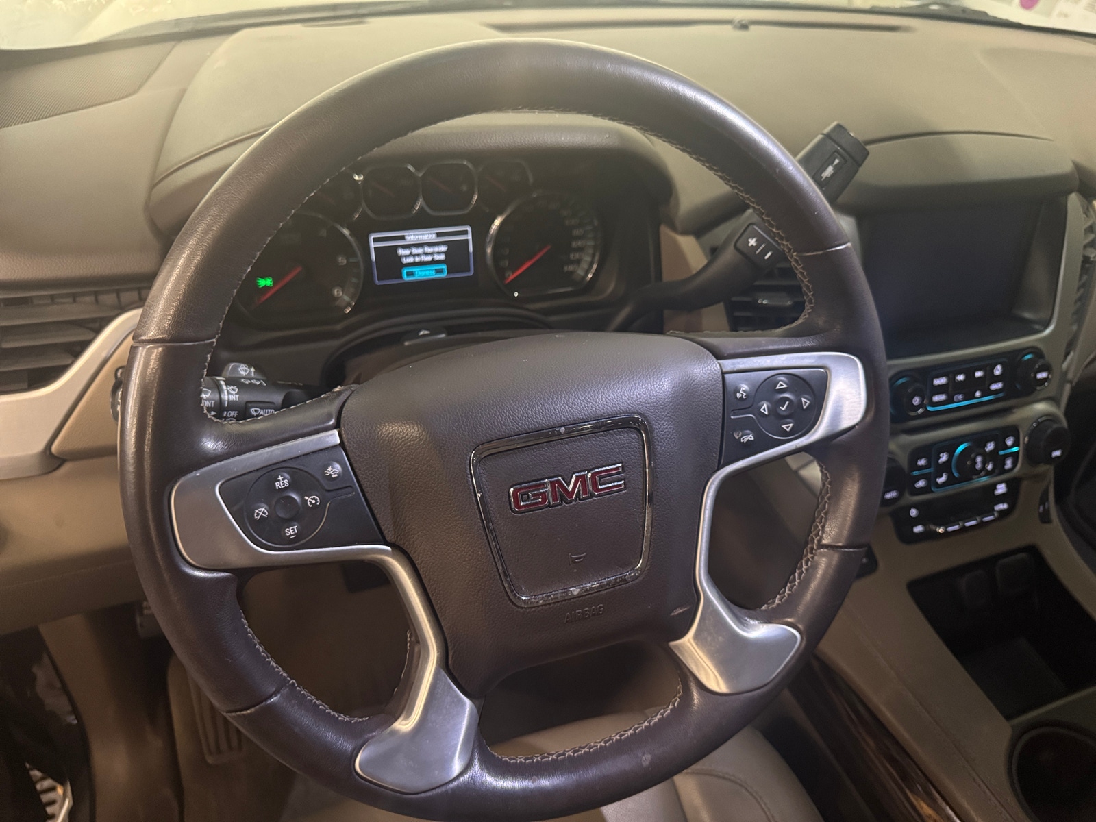Thumbnail: 2019 GMC Yukon - 4