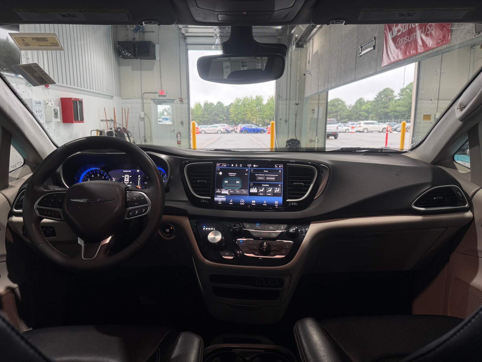 Thumbnail: 2024 Chrysler Pacifica - 2