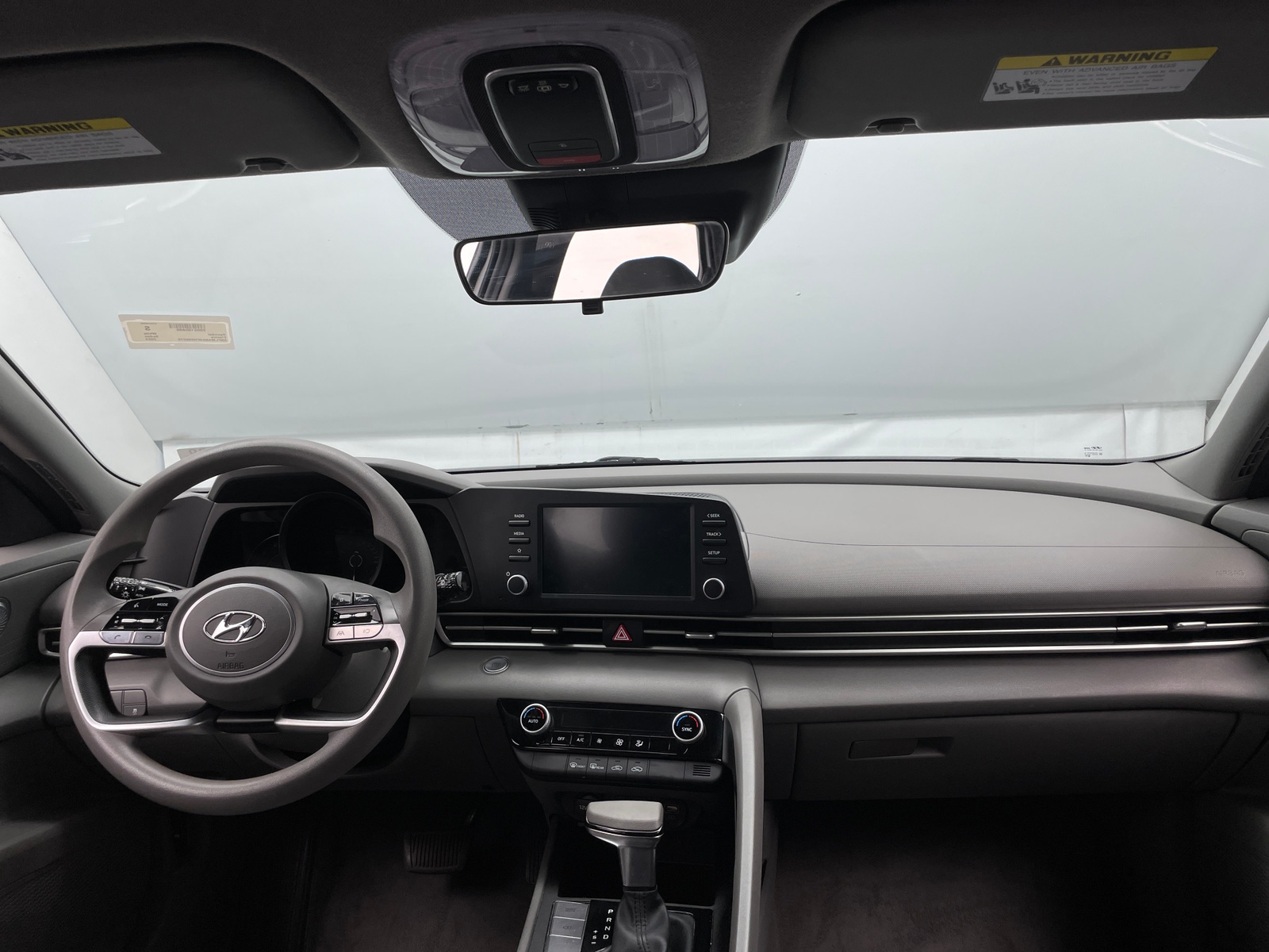 Thumbnail: 2023 Hyundai Elantra - 3