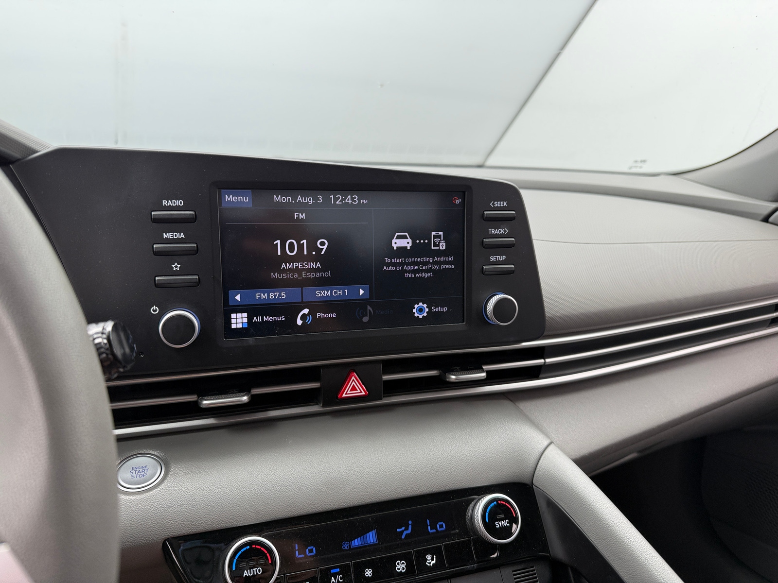 Thumbnail: 2023 Hyundai Elantra - 4