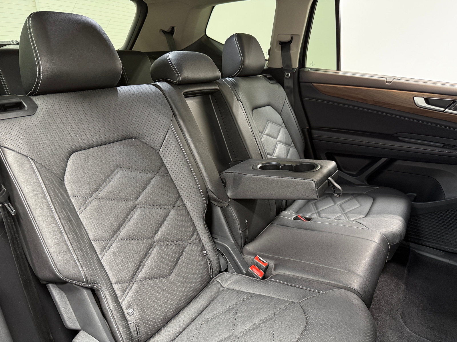 Thumbnail: 2026 Volkswagen Atlas - 5