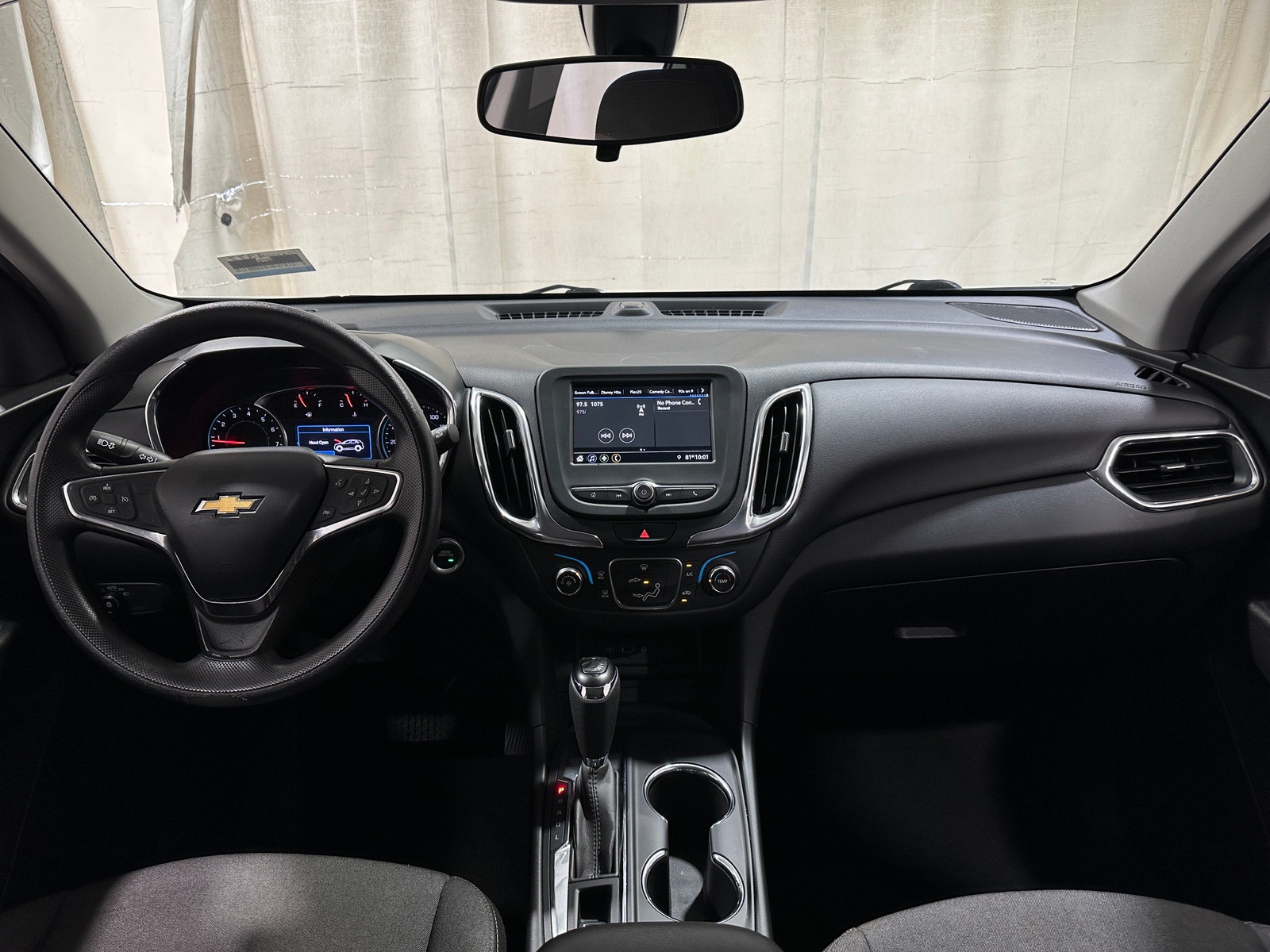 Thumbnail: 2019 Chevrolet Equinox - 3