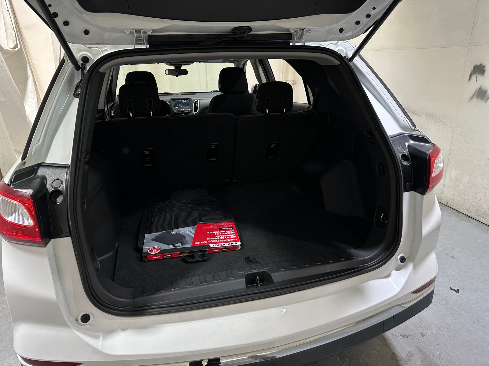 Thumbnail: 2019 Chevrolet Equinox - 7