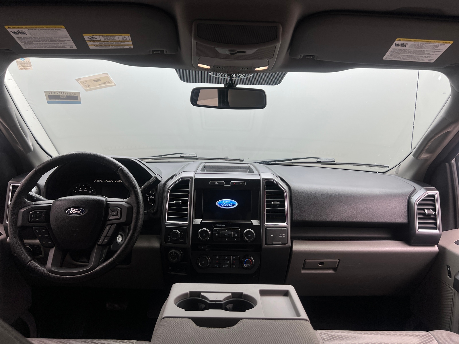 Thumbnail: 2016 Ford Econoline - 3