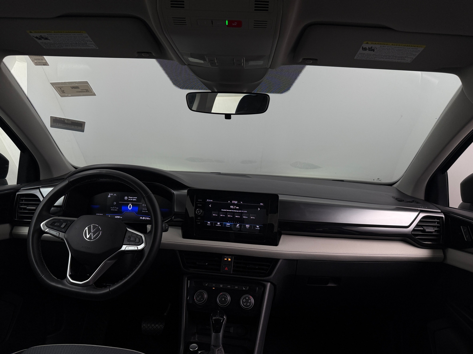 Thumbnail: 2025 Volkswagen Taos - 3