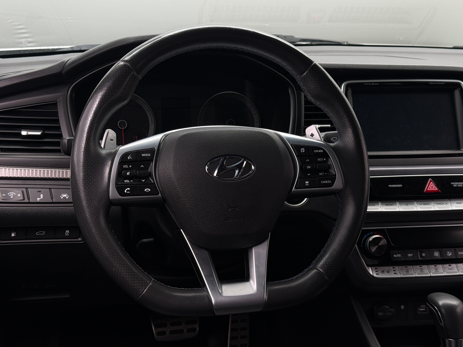 Thumbnail: 2019 Hyundai Sonata - 4
