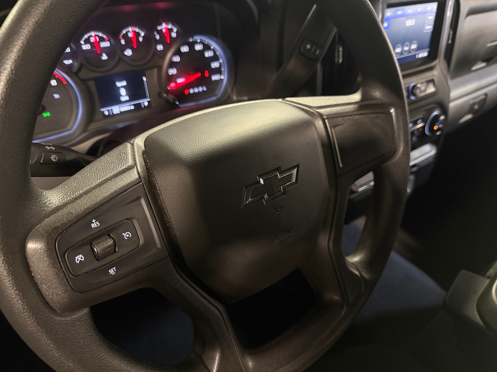 Thumbnail: 2020 Chevrolet Silverado 1500 - 5