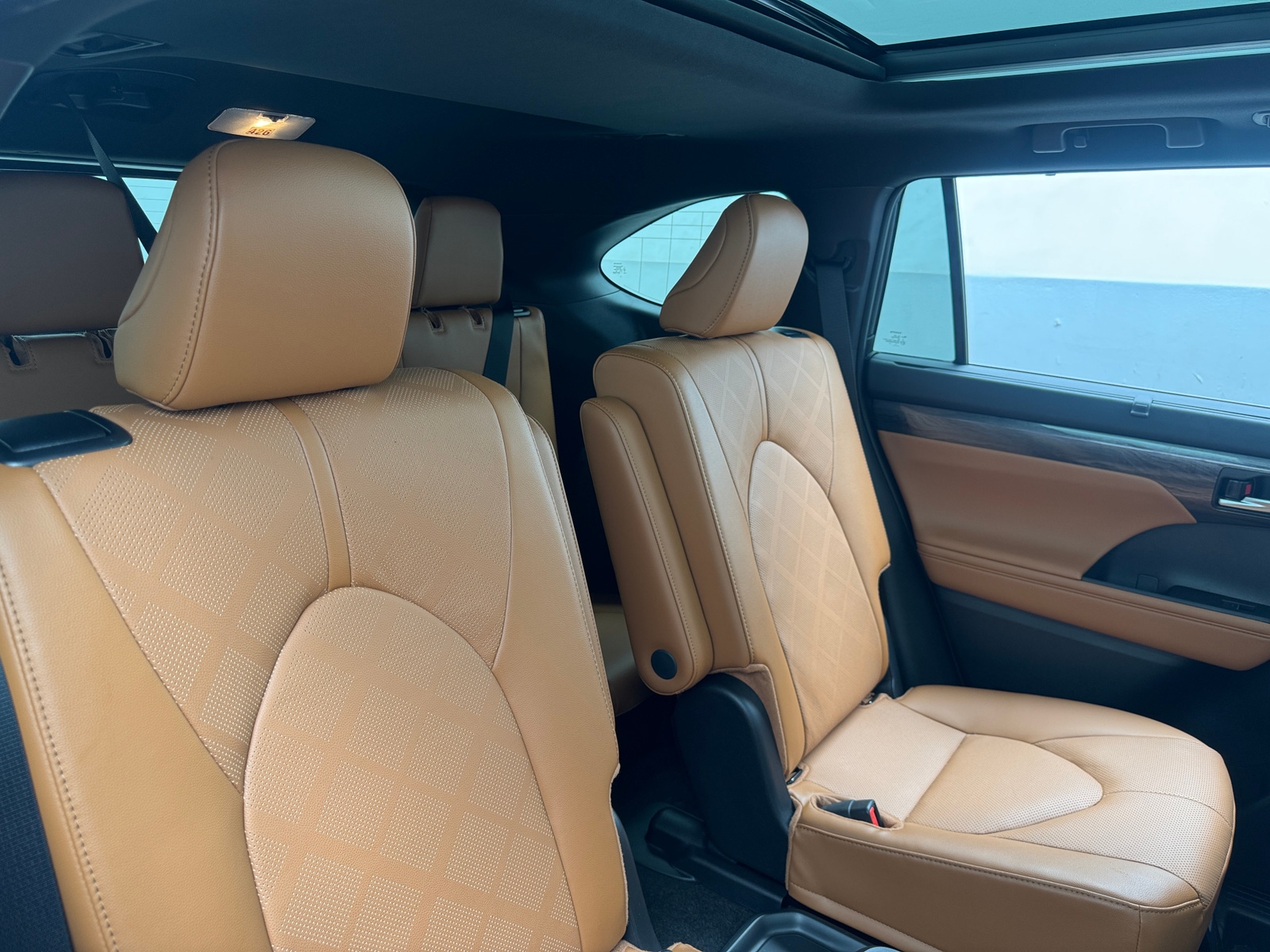 Thumbnail: 2025 Toyota Highlander - 5