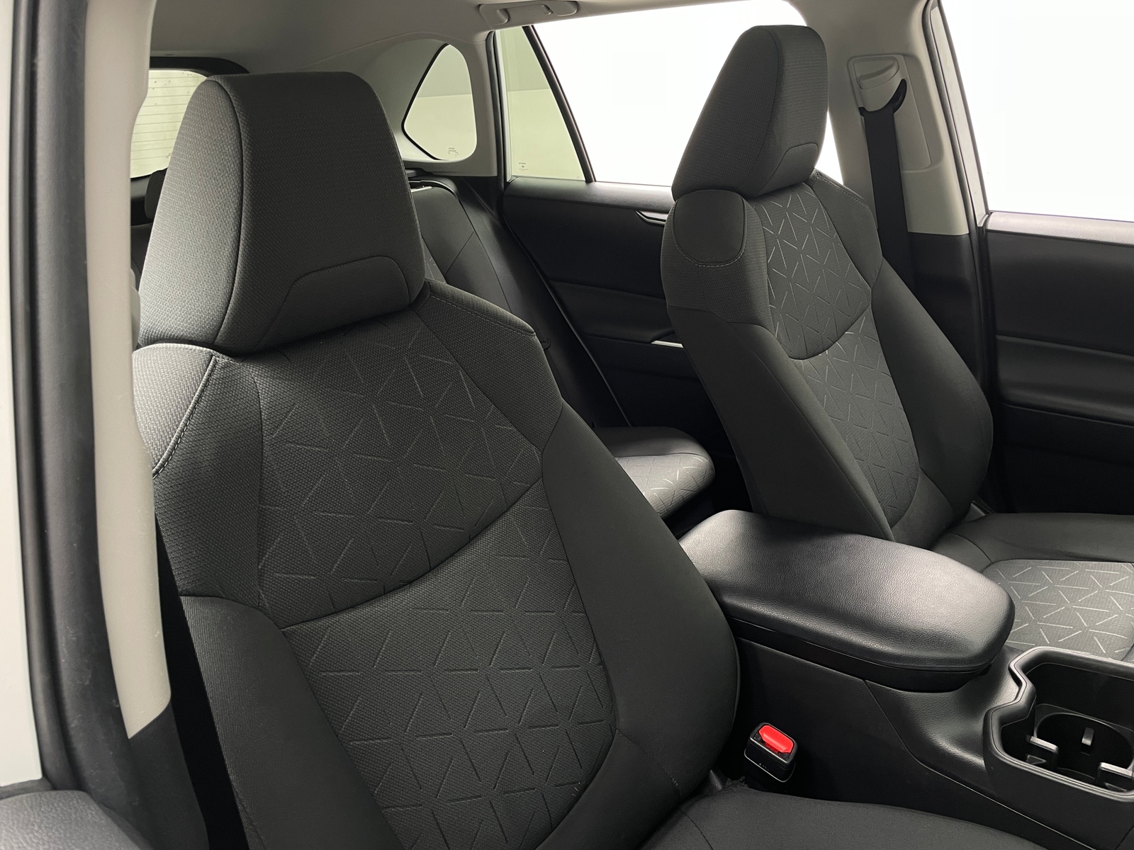 Thumbnail: 2022 Toyota RAV4 - 2